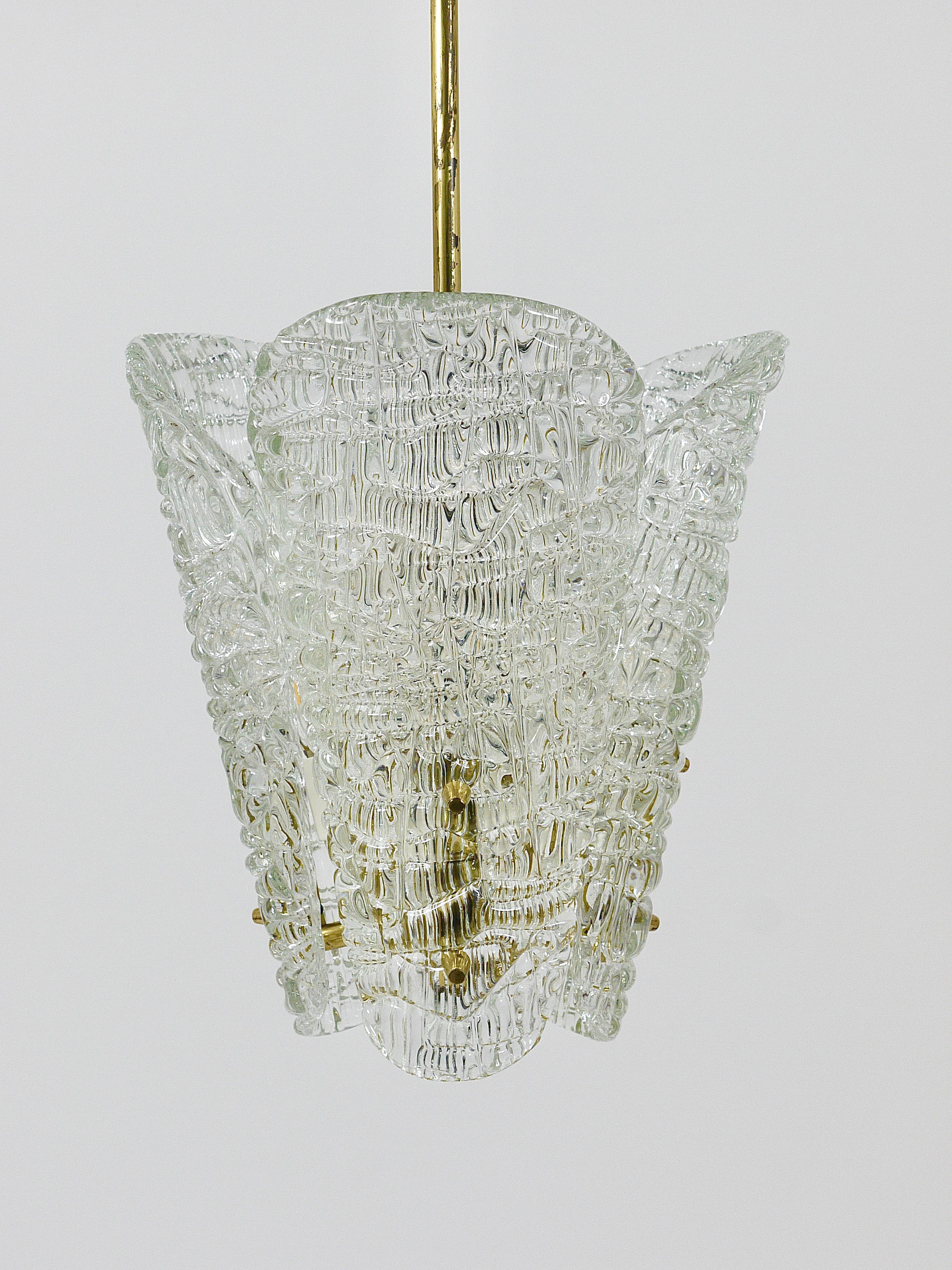 J. T. Kalmar Midcentury Brass & Textured Glass Chandelier, Vienna, 1950s For Sale 4