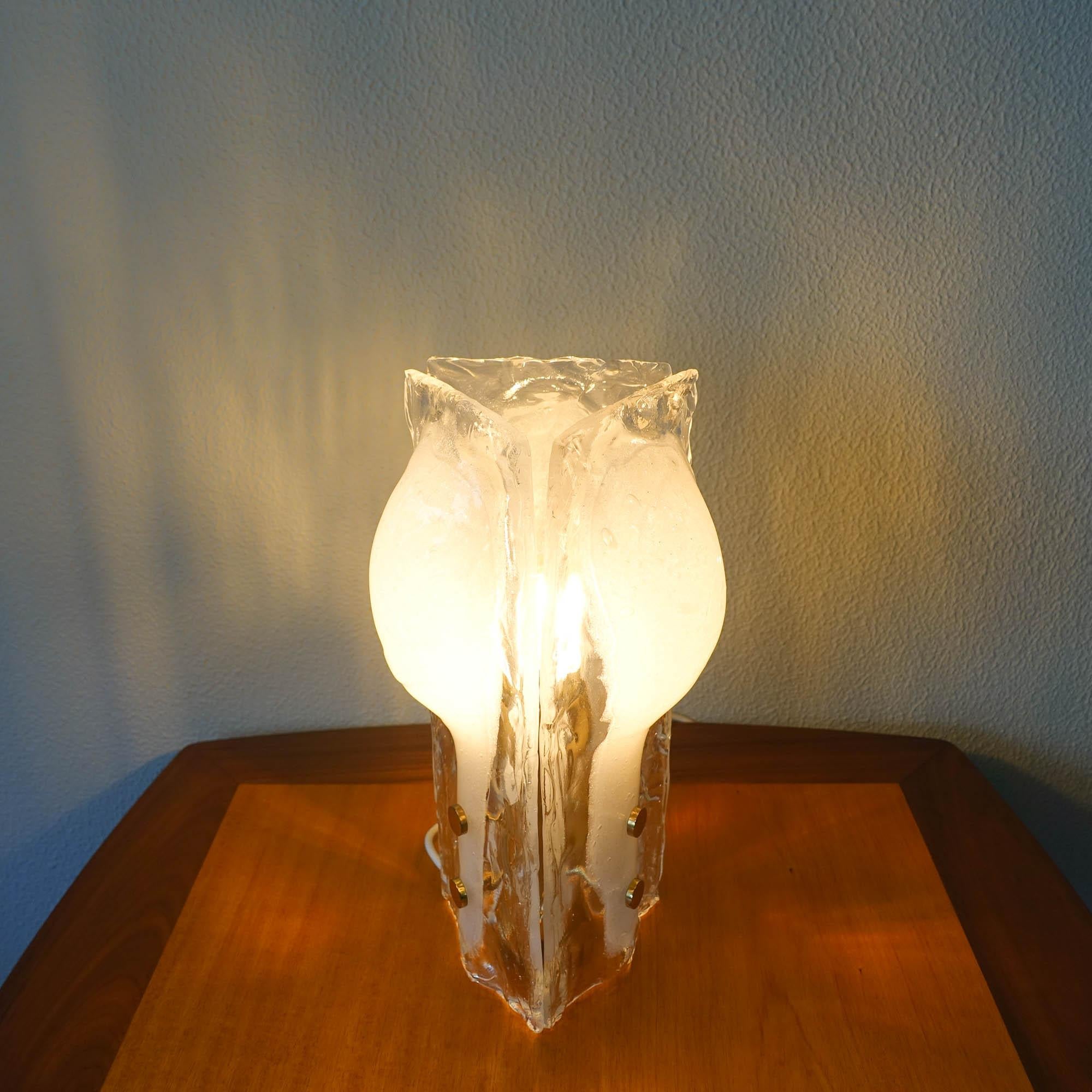 J. T. Kalmar Three-Petal Icicle Flower, Melting Glass Table Lamp, 1960's For Sale 2