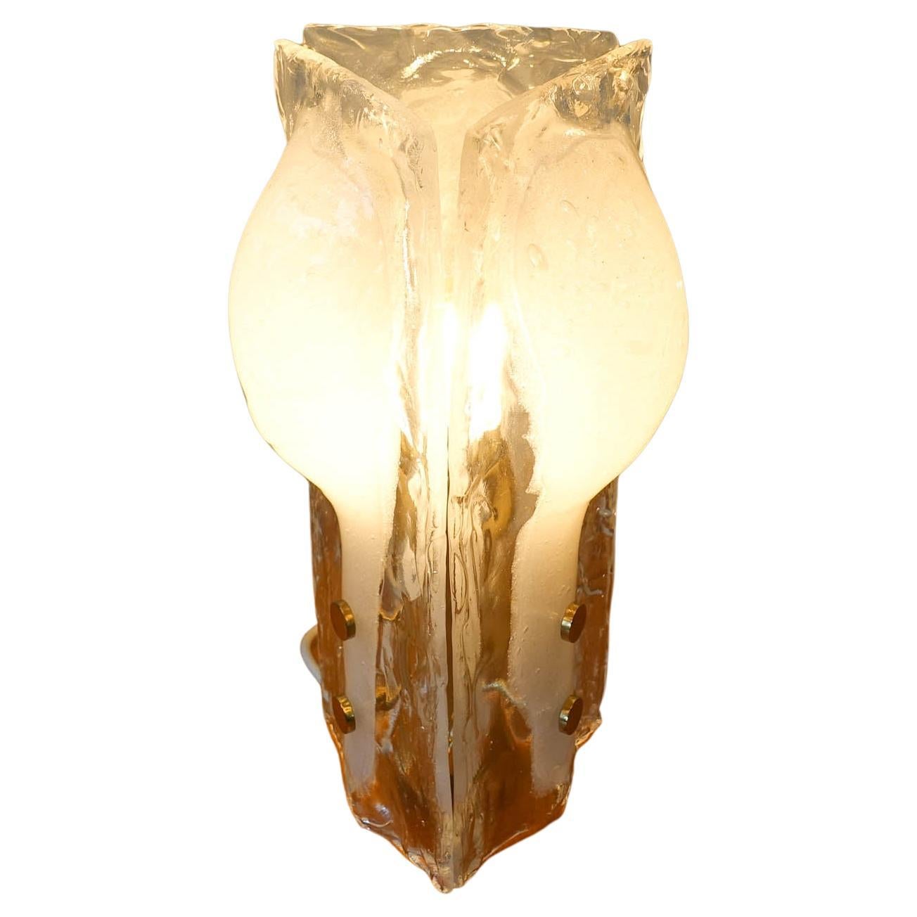 Lampe de bureau J. T. Kalmar à trois pétales en forme de fleur de glaçon, en verre fondu, années 1960