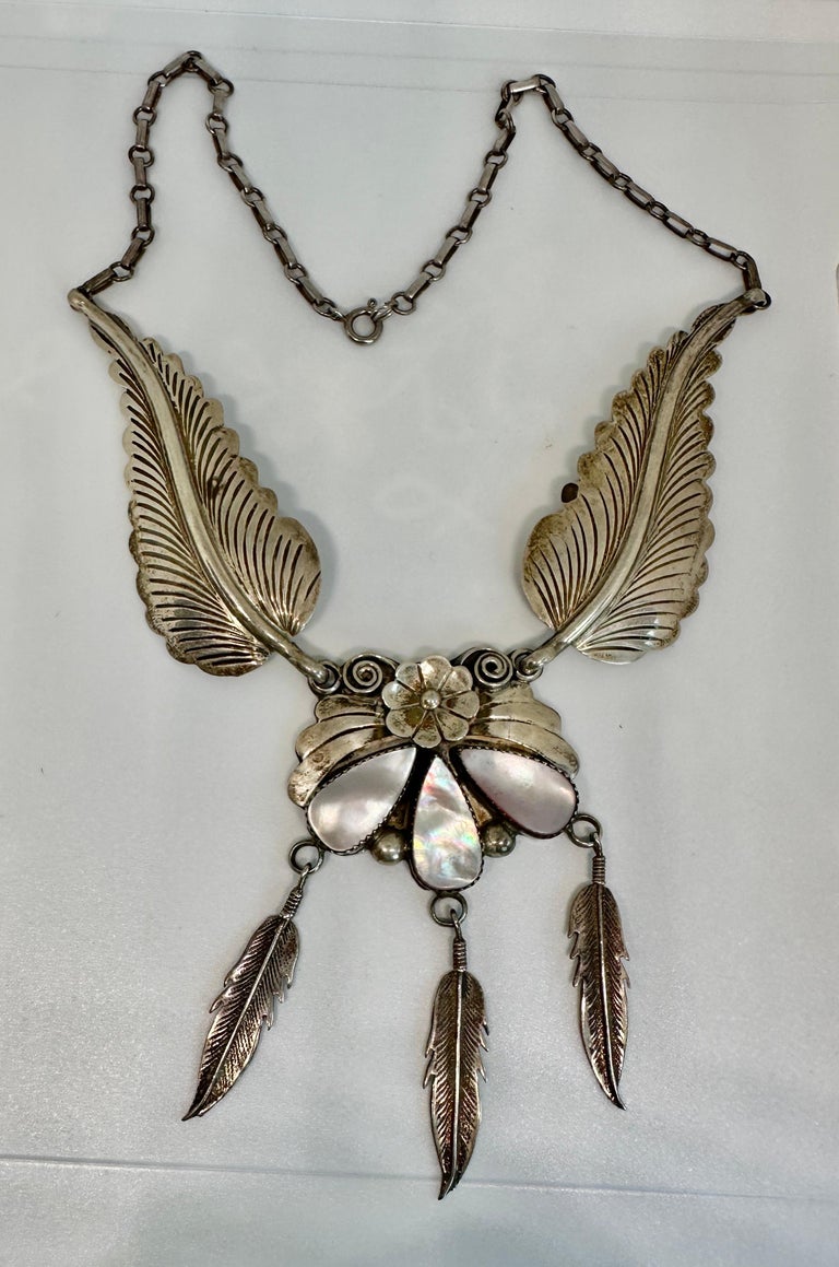 Magnificent Vintage Native American Navajo Mother Of Pearl Sterling Silver Necklace Magnificent Vintage Native American Navajo Mother Of Pearl Sterling Silver Necklace
