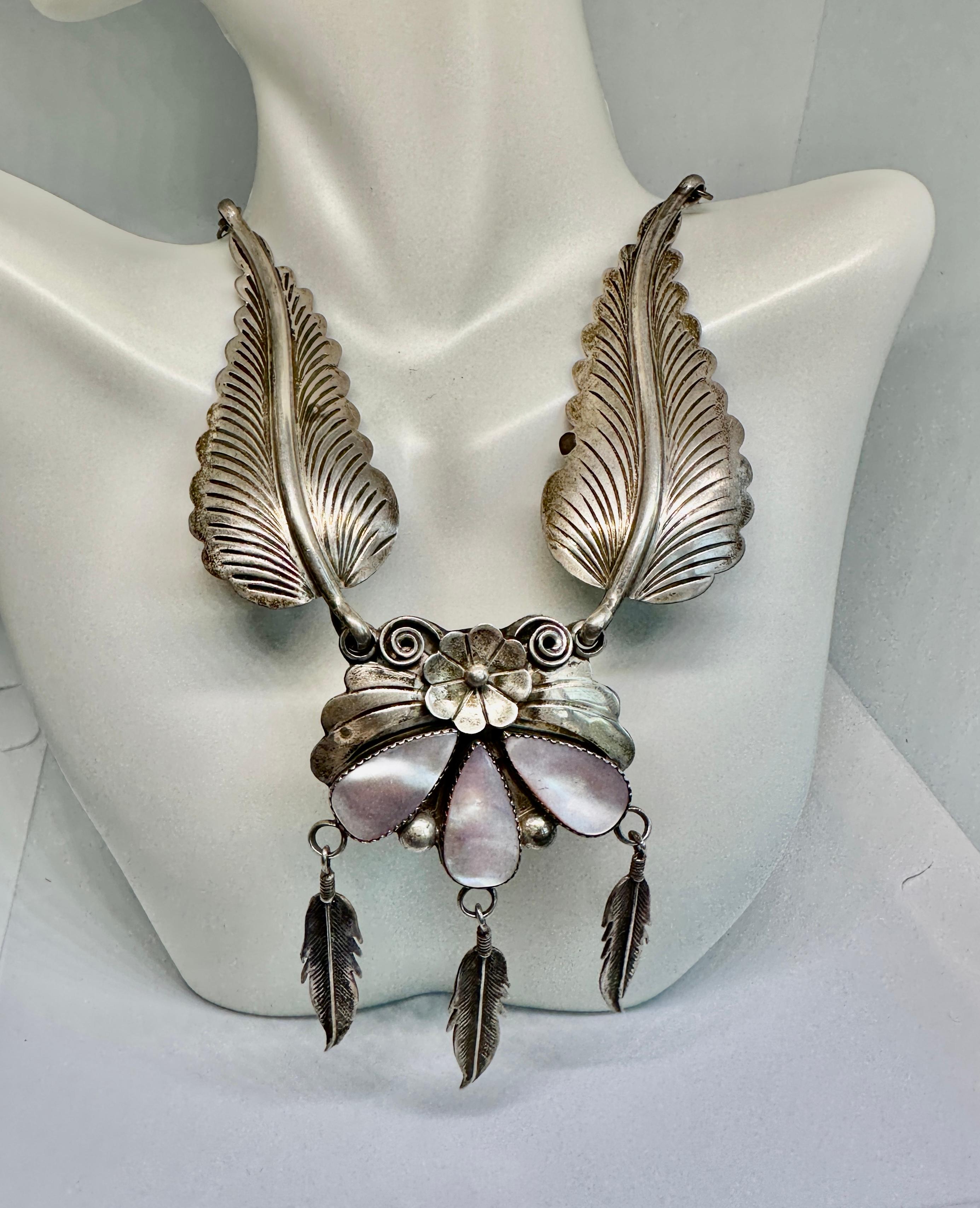 Cabochon J W Toadlena Necklace Navajo Mother of Pearl Sterling Silver Native American For Sale
