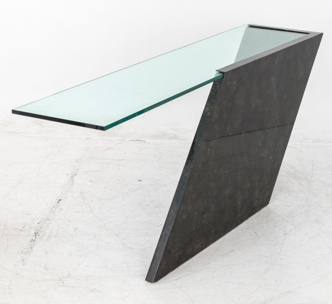J. Console en faux marbre avec dessus en verre, style Beam, de Wade en vente 2