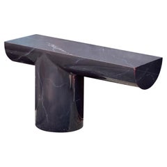 J Wade Beam Table console vintage en marbre noir
