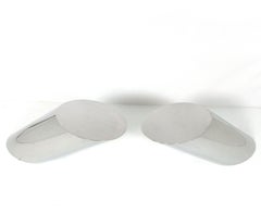 J. Mesas auxiliares escultóricas Wade Beam Modelo Céfiro