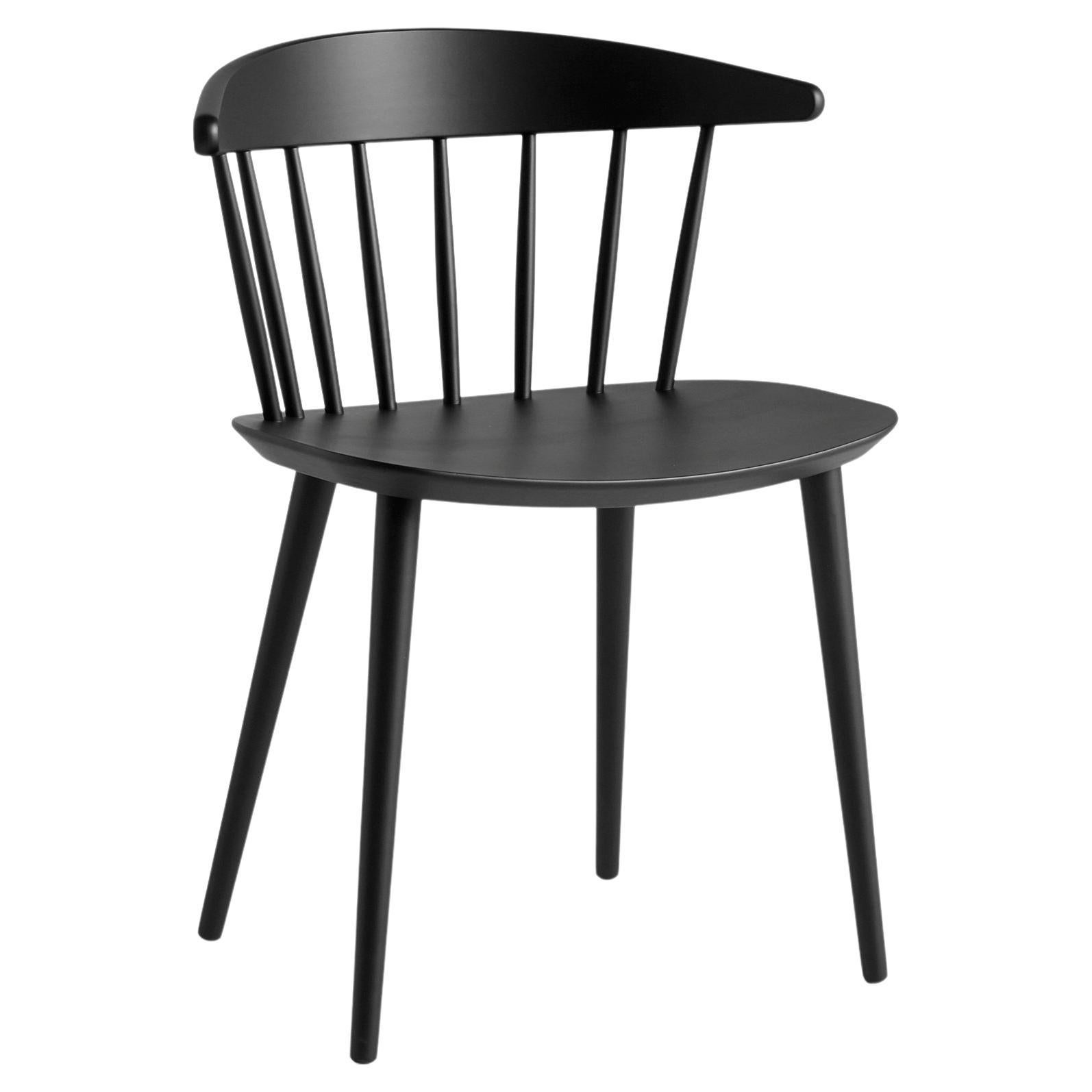 J104 Sedia Serie J , Nero ,  Design di Jørgen Bækmark, per Hay