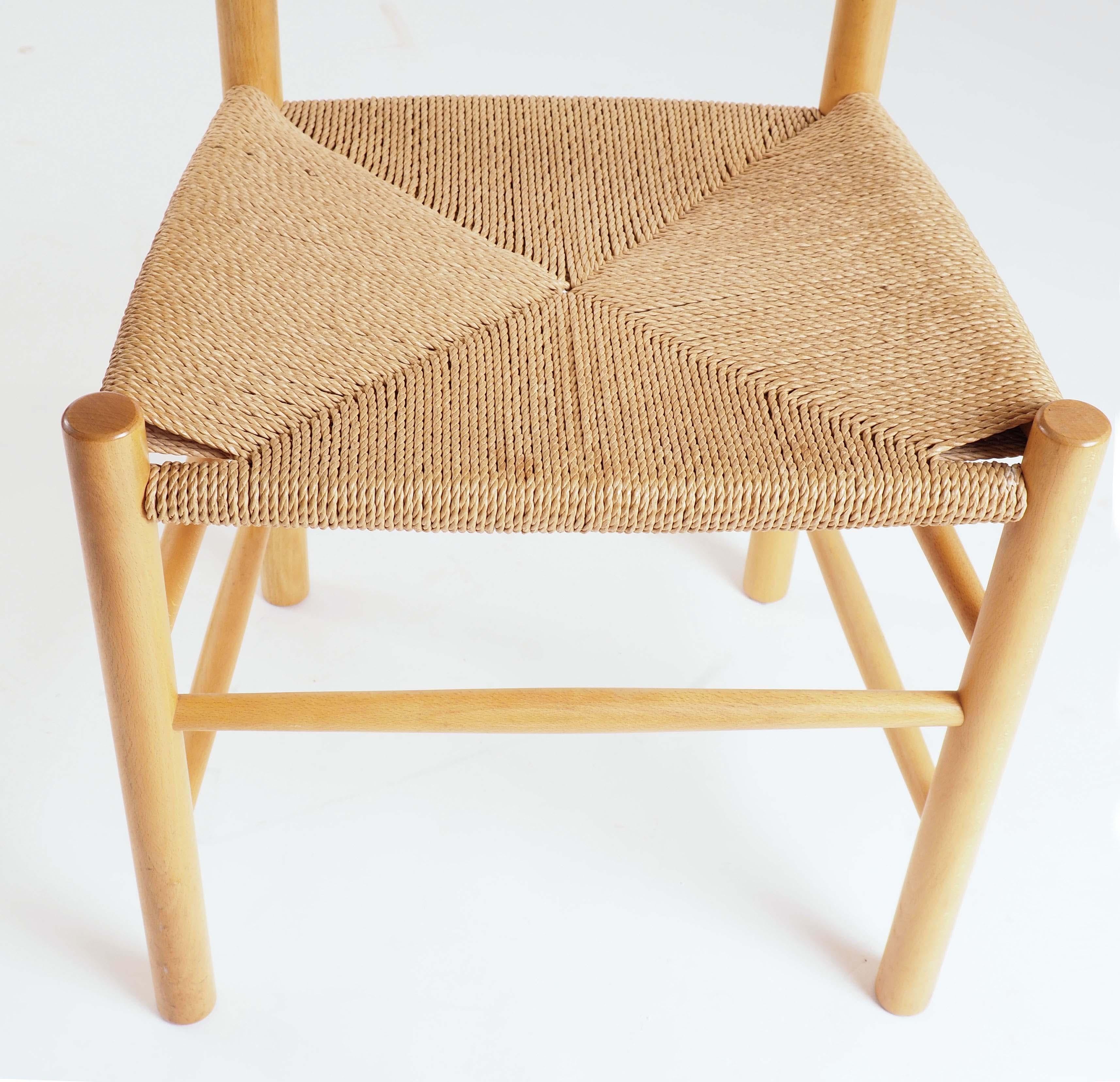 J39 chairs in beech and papercord by Børge Mogensen 4