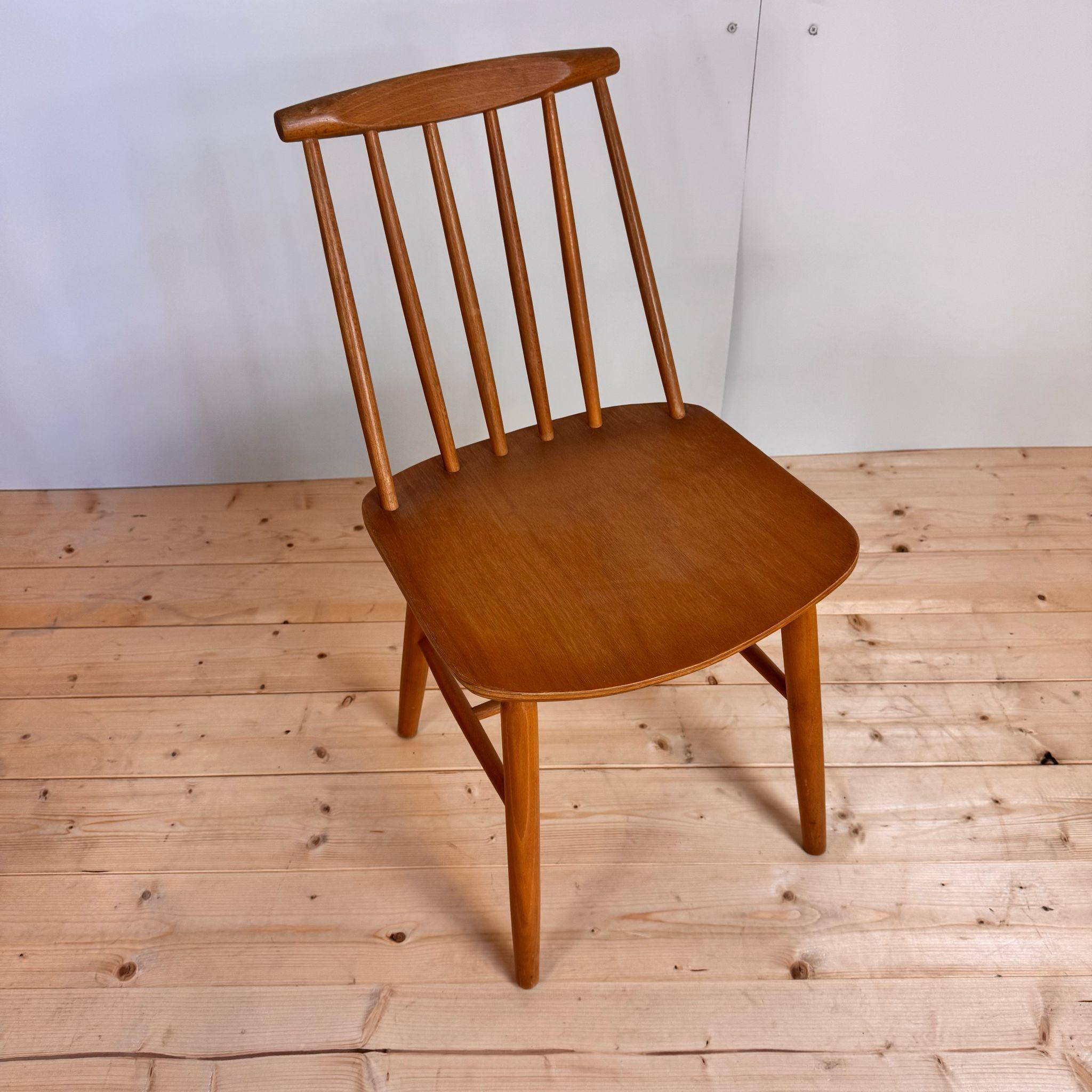 silla 'J77', Folke Pålsson para FDB Møbelfabrik, Dinamarca Danish en venta