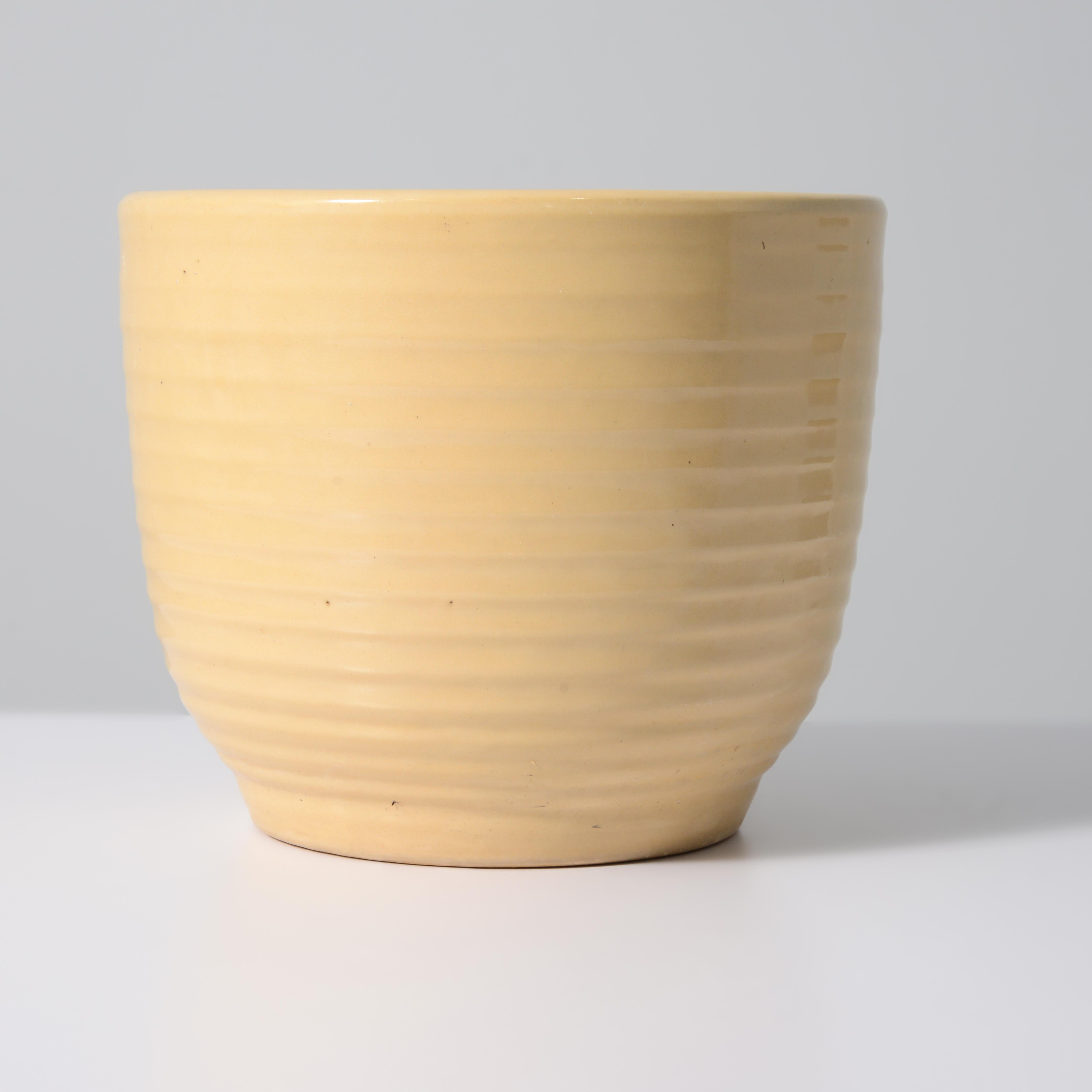 J.A. Bauer Pottery Ringware Jardinières / Pots, 10.25 