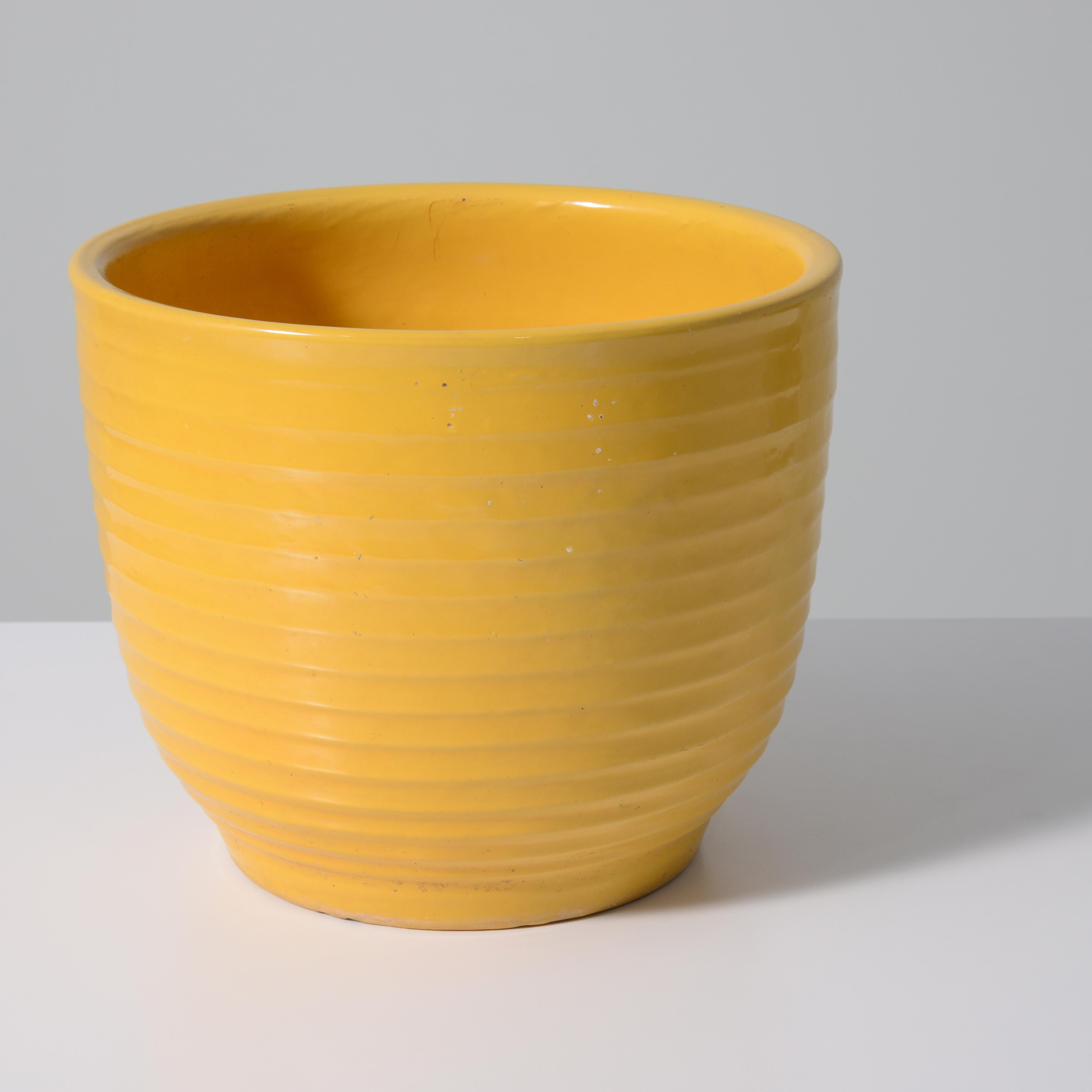 J.A. Bauer Pottery Ringware Jardinières / Pots, 10.25 