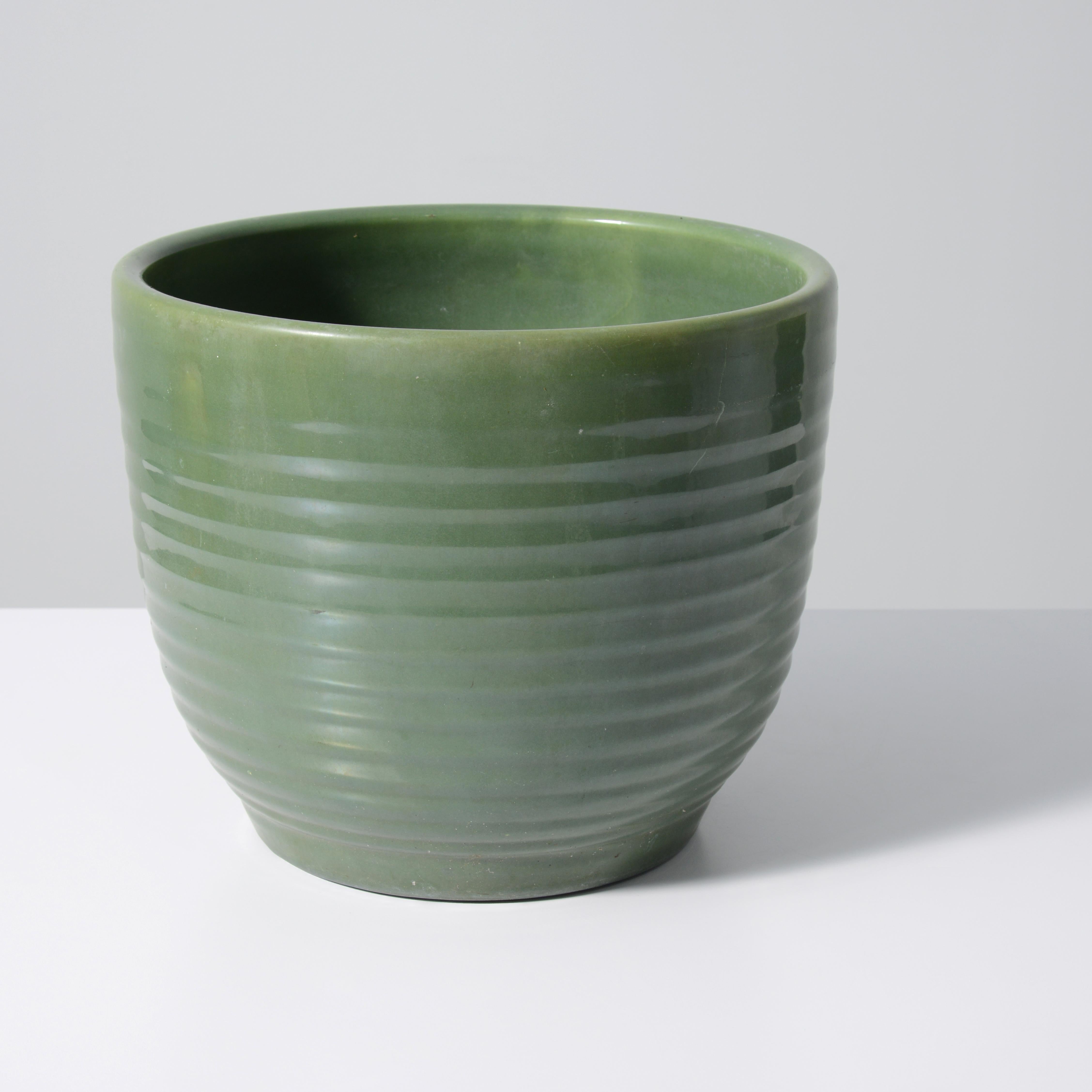 J.A. Bauer Pottery Ringware Jardinières / Pots, 10.25 
