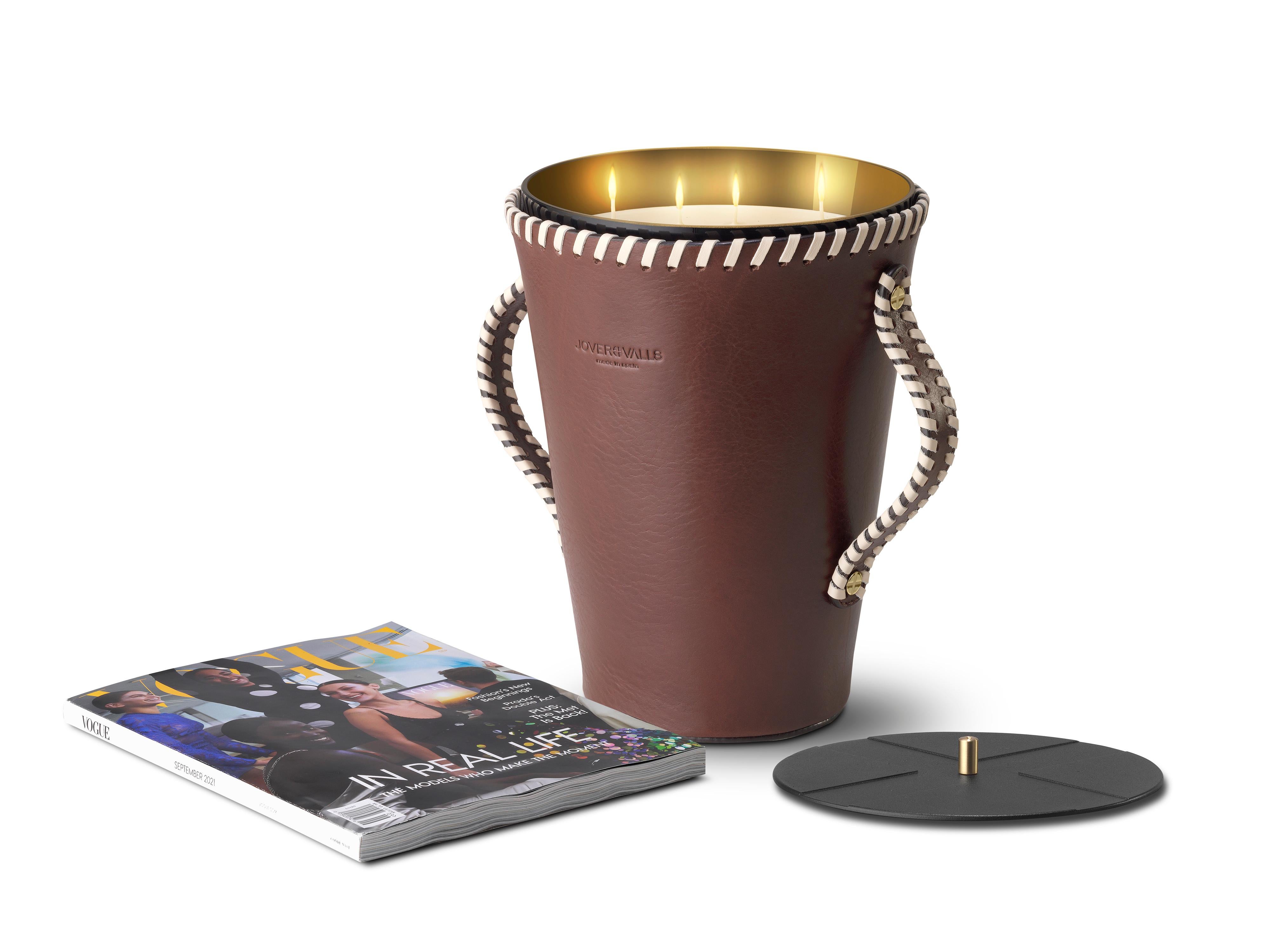 Jaar Natural Tan Leather Candleholder, Sweet Cinnamon Scented Candle 123 Oz For Sale 4