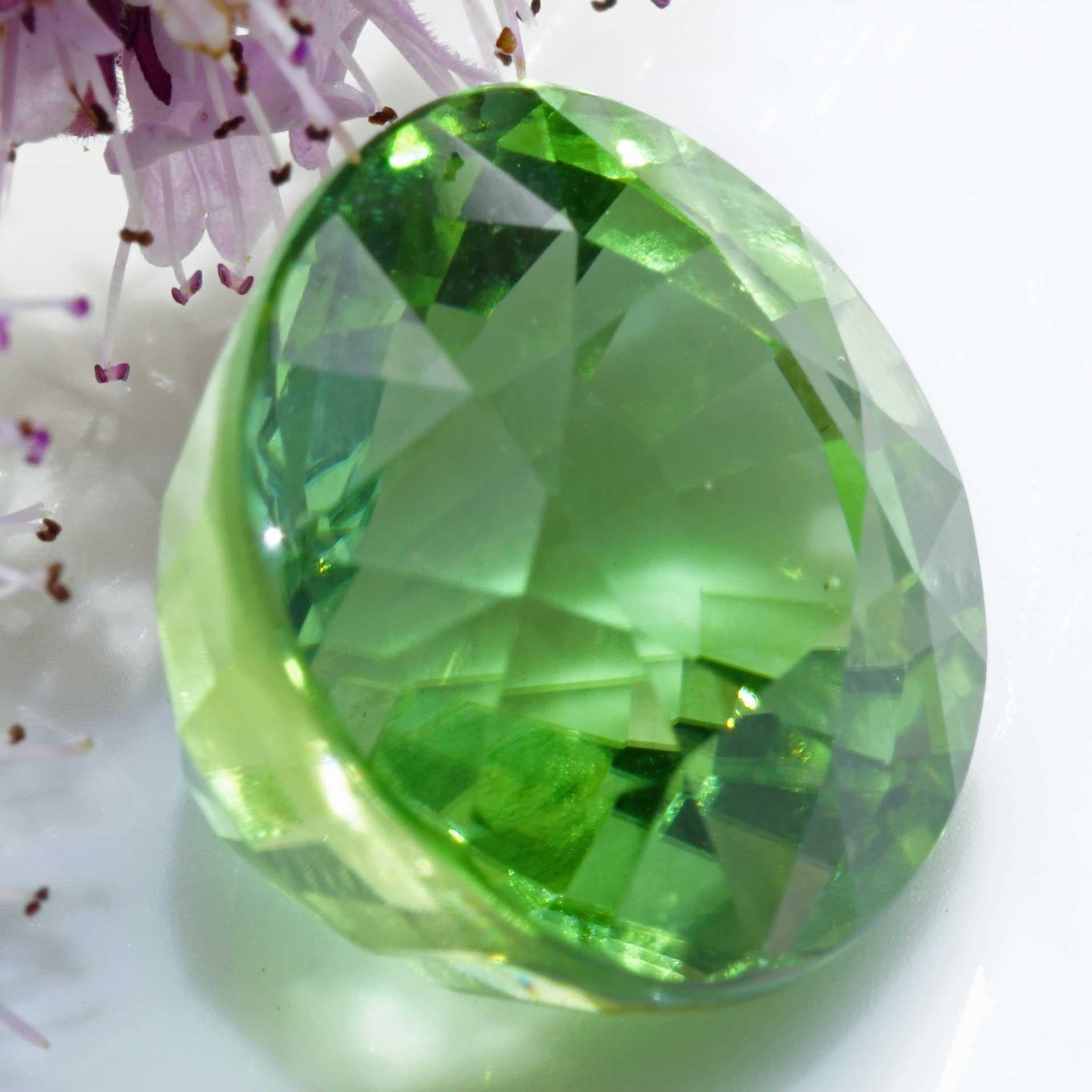 Jaba 14 ct Neon Tourmaline Afghanistan green yellow blue Loupeclean Investment 9