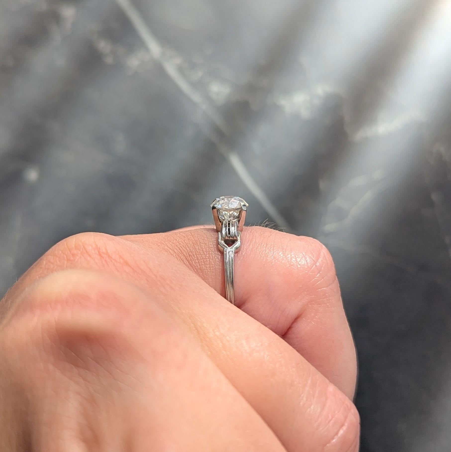 Jabel Art of Vintage 1.36 CTW Diamond 18K Gold Vintage Buckle Engagement Ring GIA en vente 4