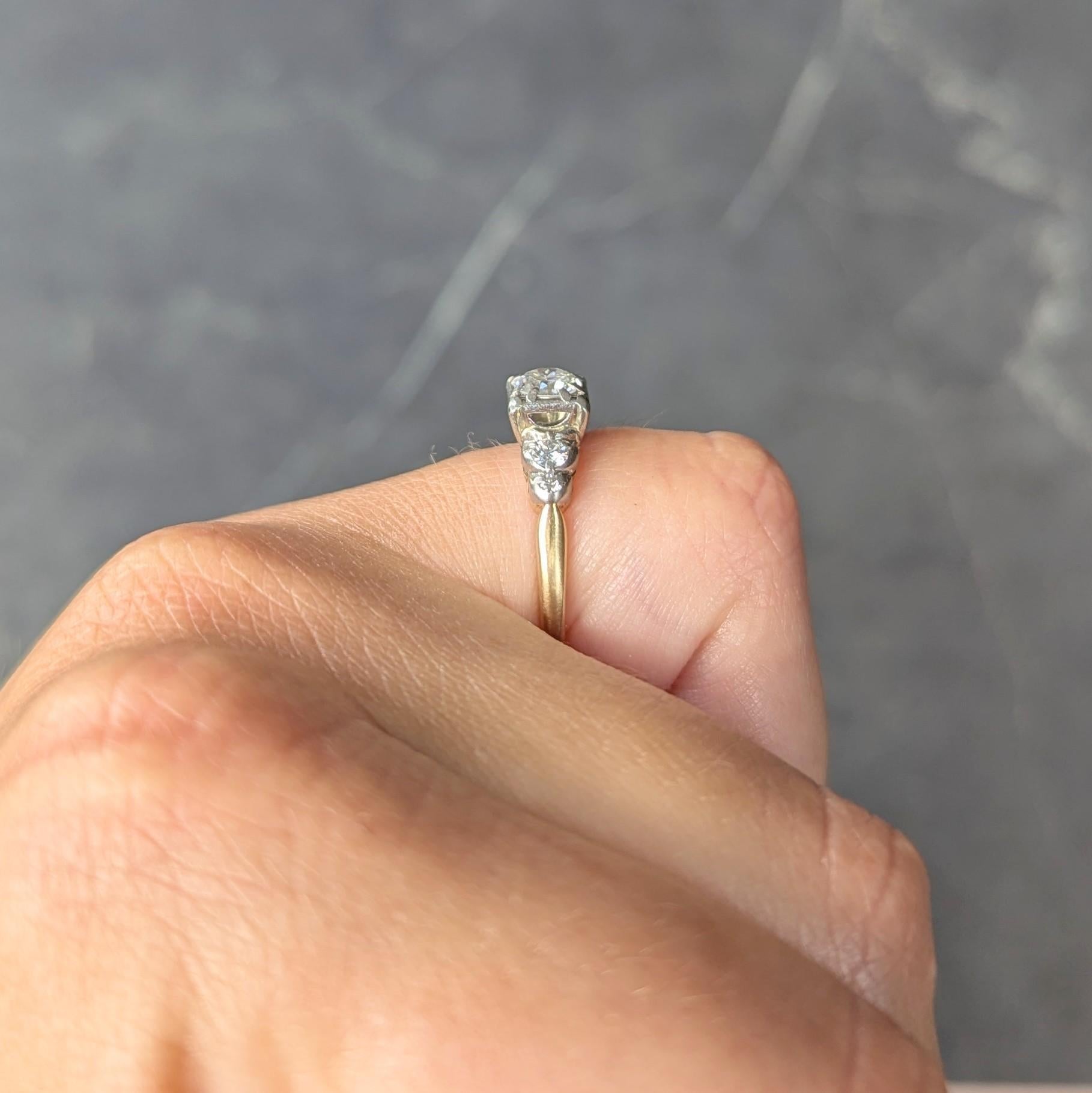 Anillo de compromiso Jabel Retro Diamante Oro Amarillo 14K Vintage Escalonado en venta 4