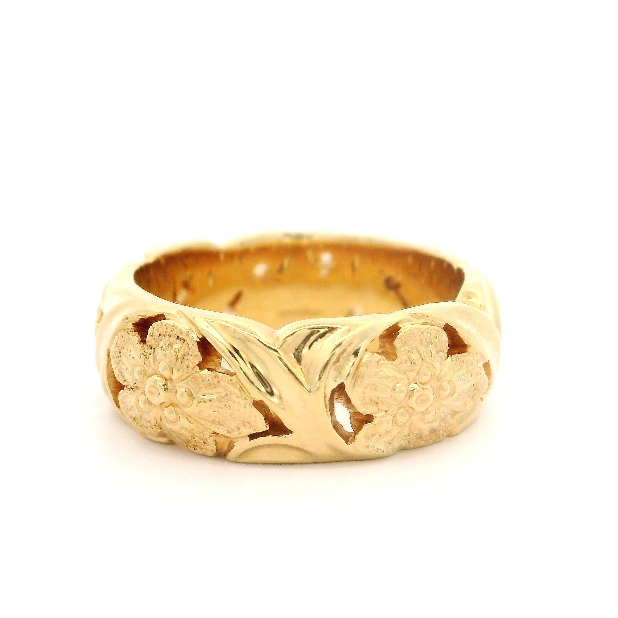 Jabel Solid 18k Yellow Gold 6.9mm Wide Floral Detailed Eternity Band Ring sz 5.5 In Excellent Condition In Montclair, NJ