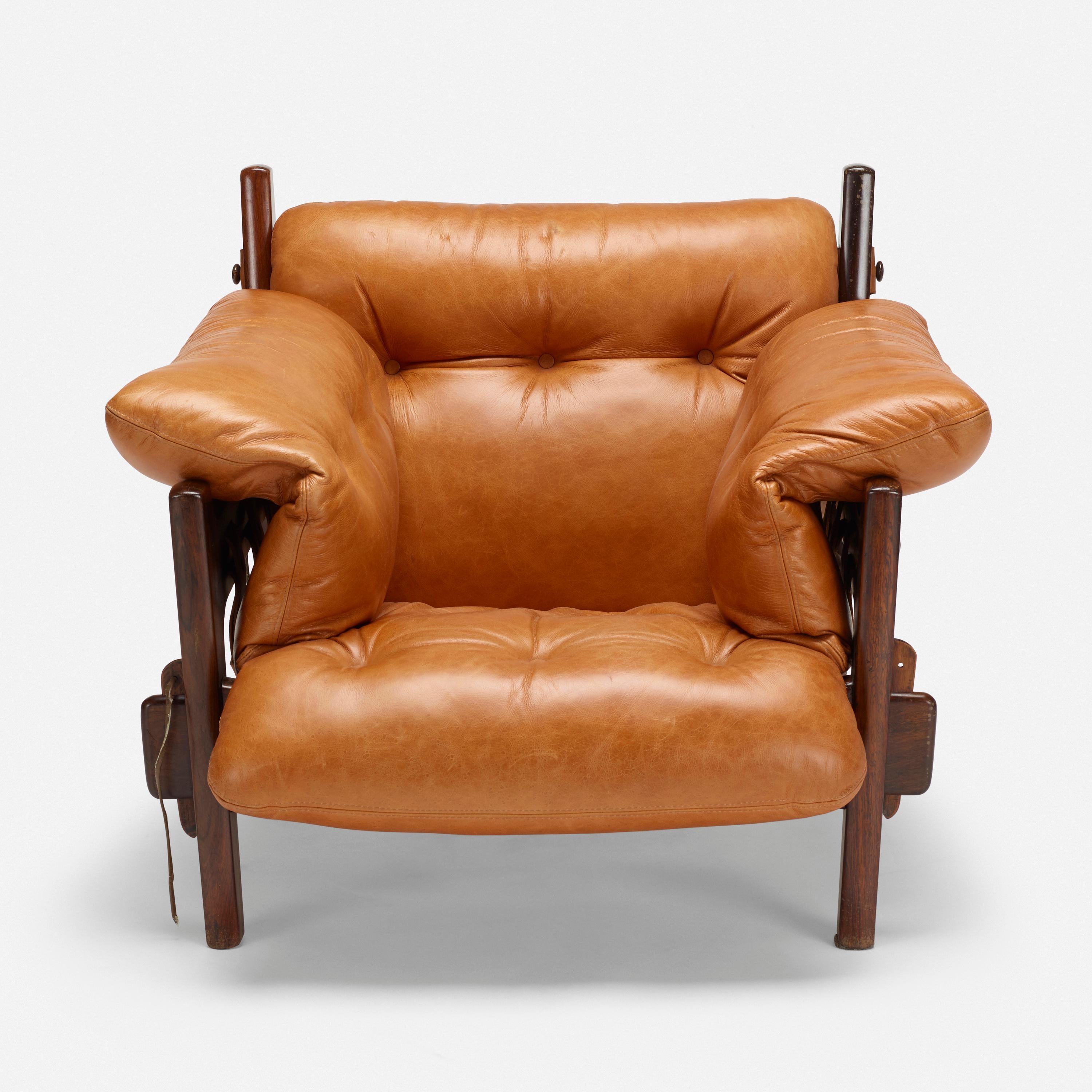 Jacaranda fauteuil de salon « Poltrona Moleca » Mischevious de Sergio Rodrigues Bon état - En vente à Montreal, QC