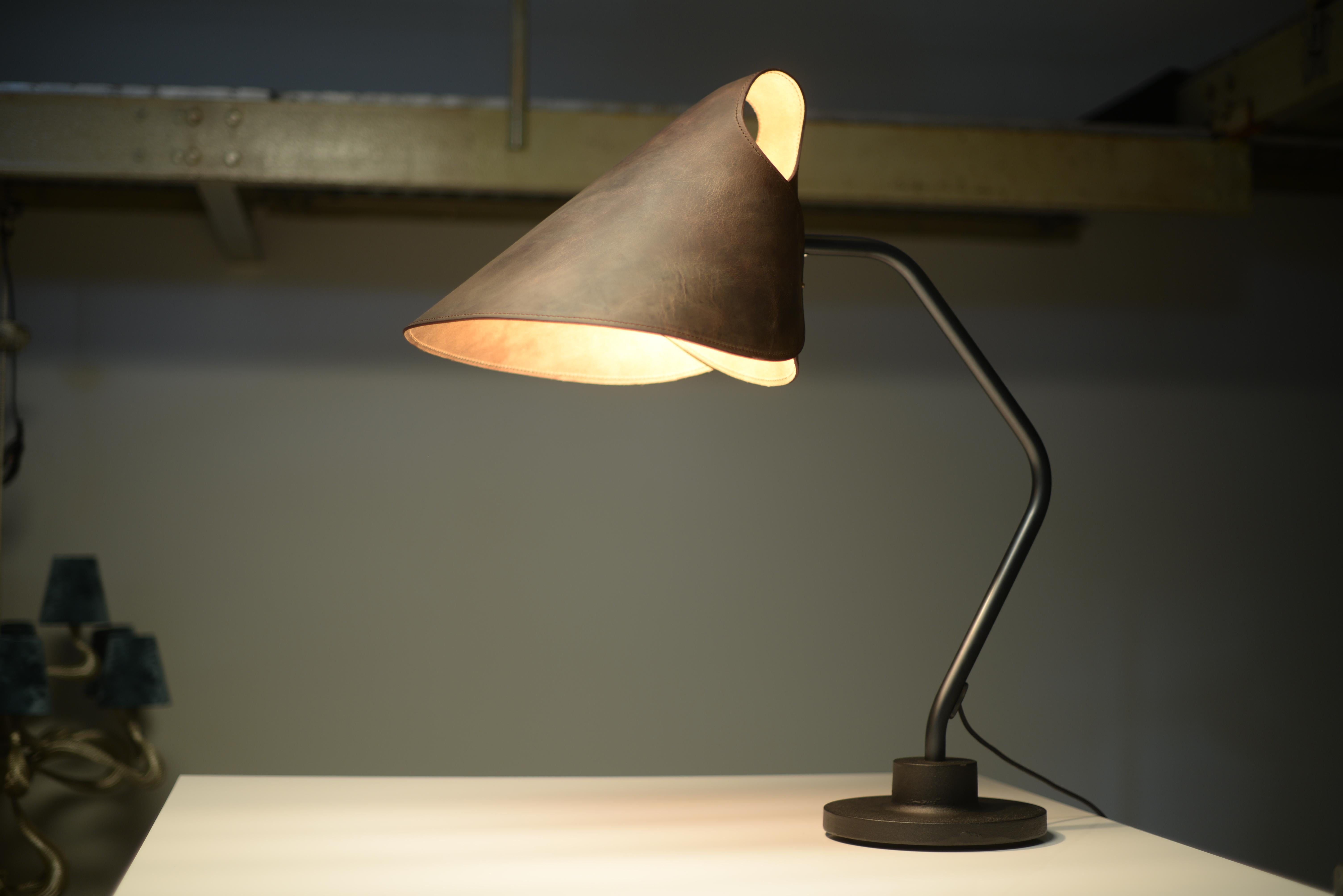 Moderne Jacco Maris LED Mrs.Q Table Lamp in Coated Steel en vente