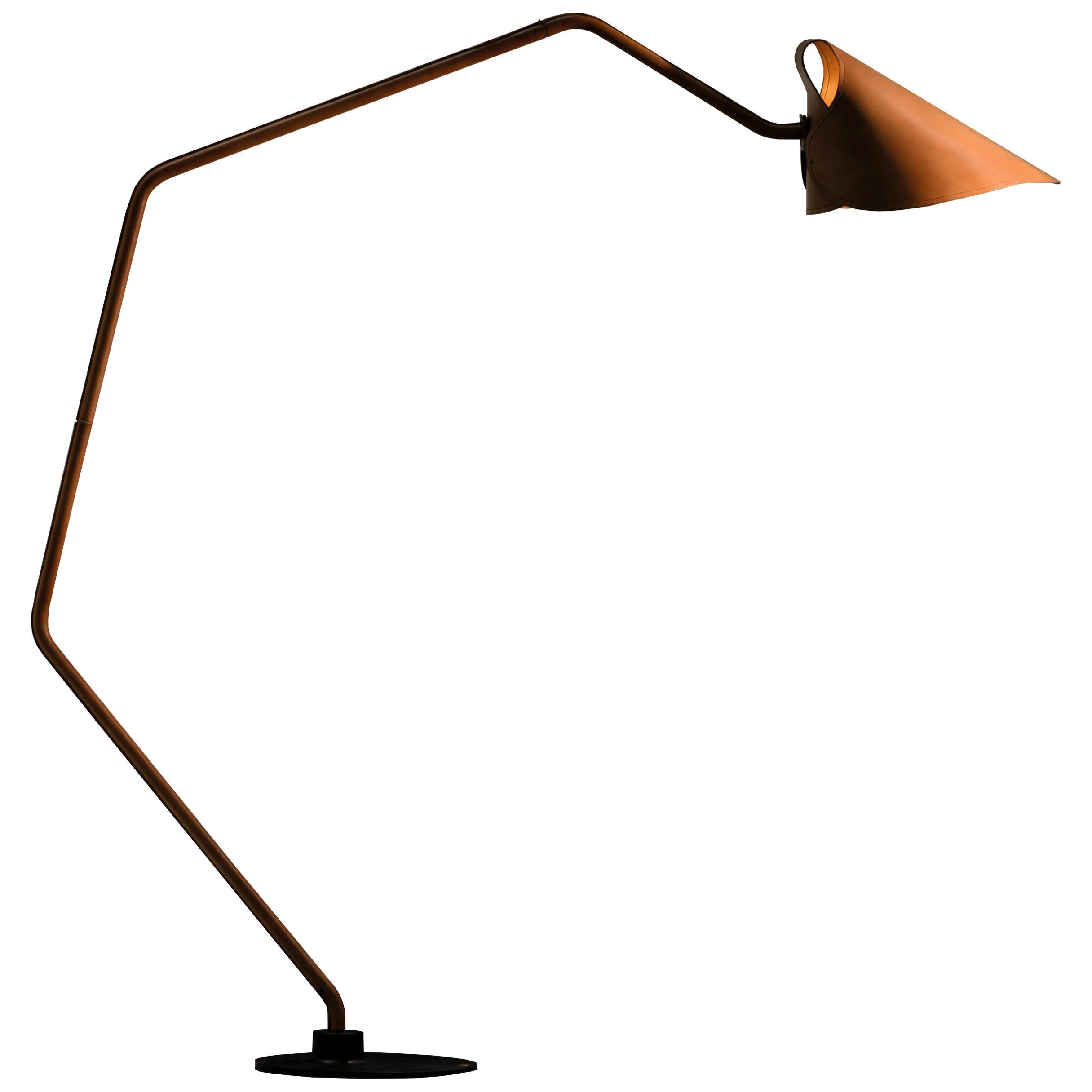 Jacco Maris Mrs. Q Floor Lamp in Coated Steel Body with Natural Shade For Sale