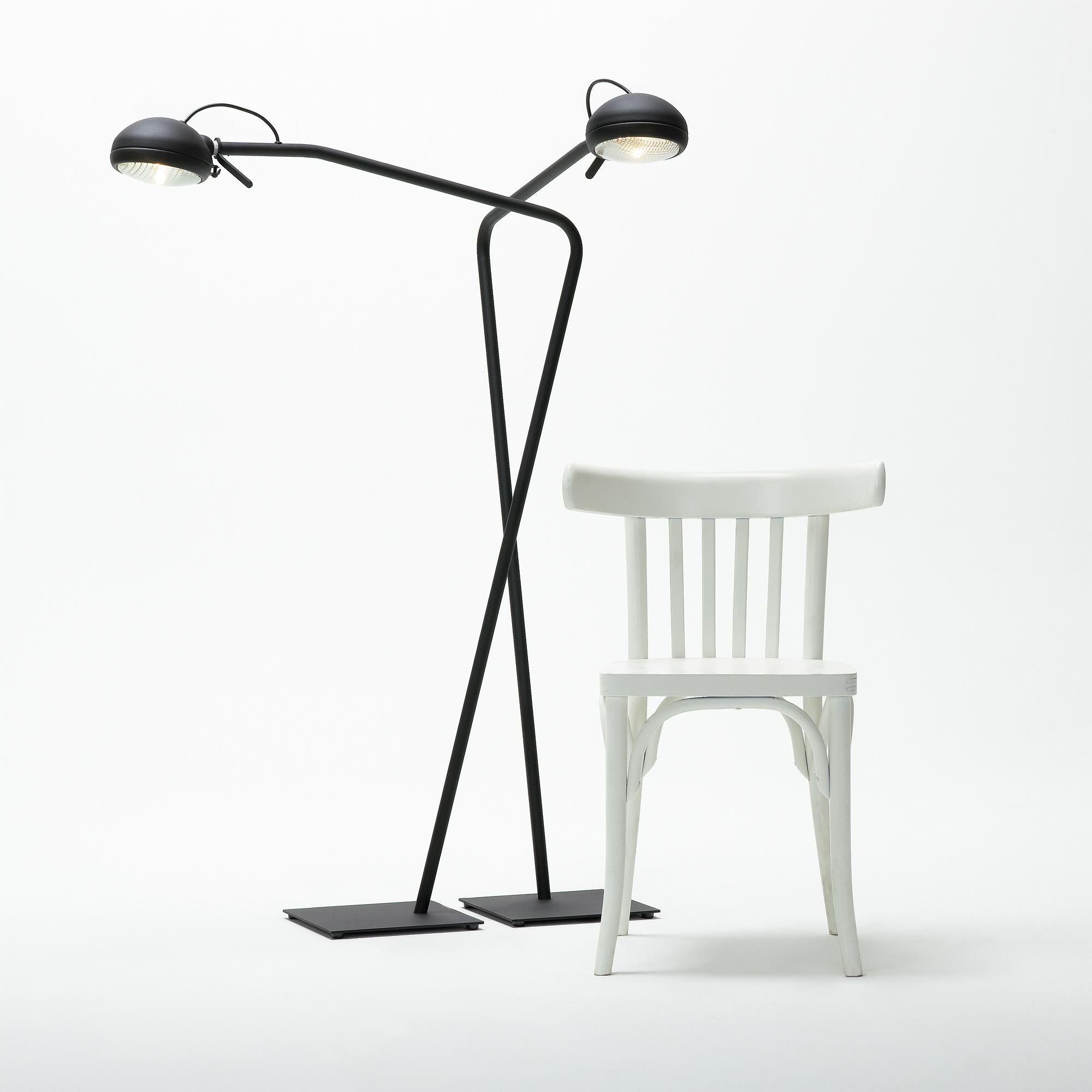 Modern Jacco Maris Stand Alone Floor Lamp in Powder Black Finish For Sale