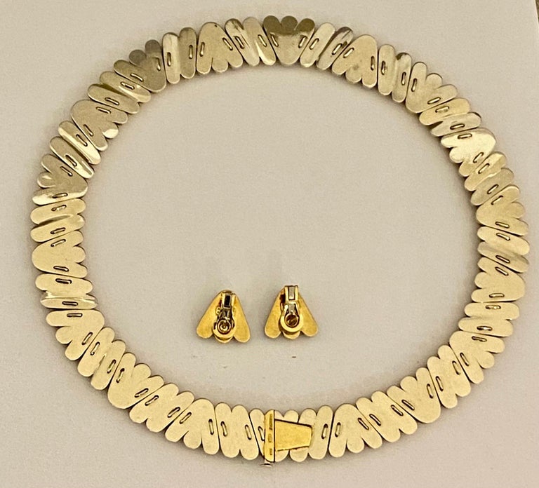 Jacente Italian 18K Yellow Gold and Diamond Necklace and Earring Set For  Sale at 1stDibs