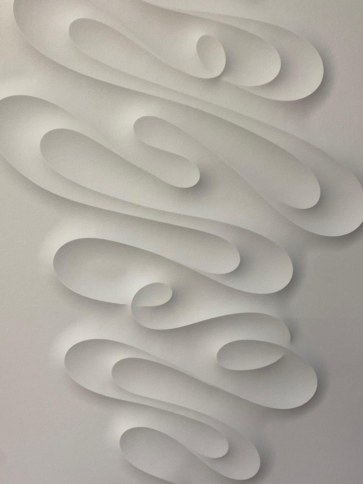 Arques - embossed paper work, minimalist curvilinear white artwork Jacinto Moros For Sale 3