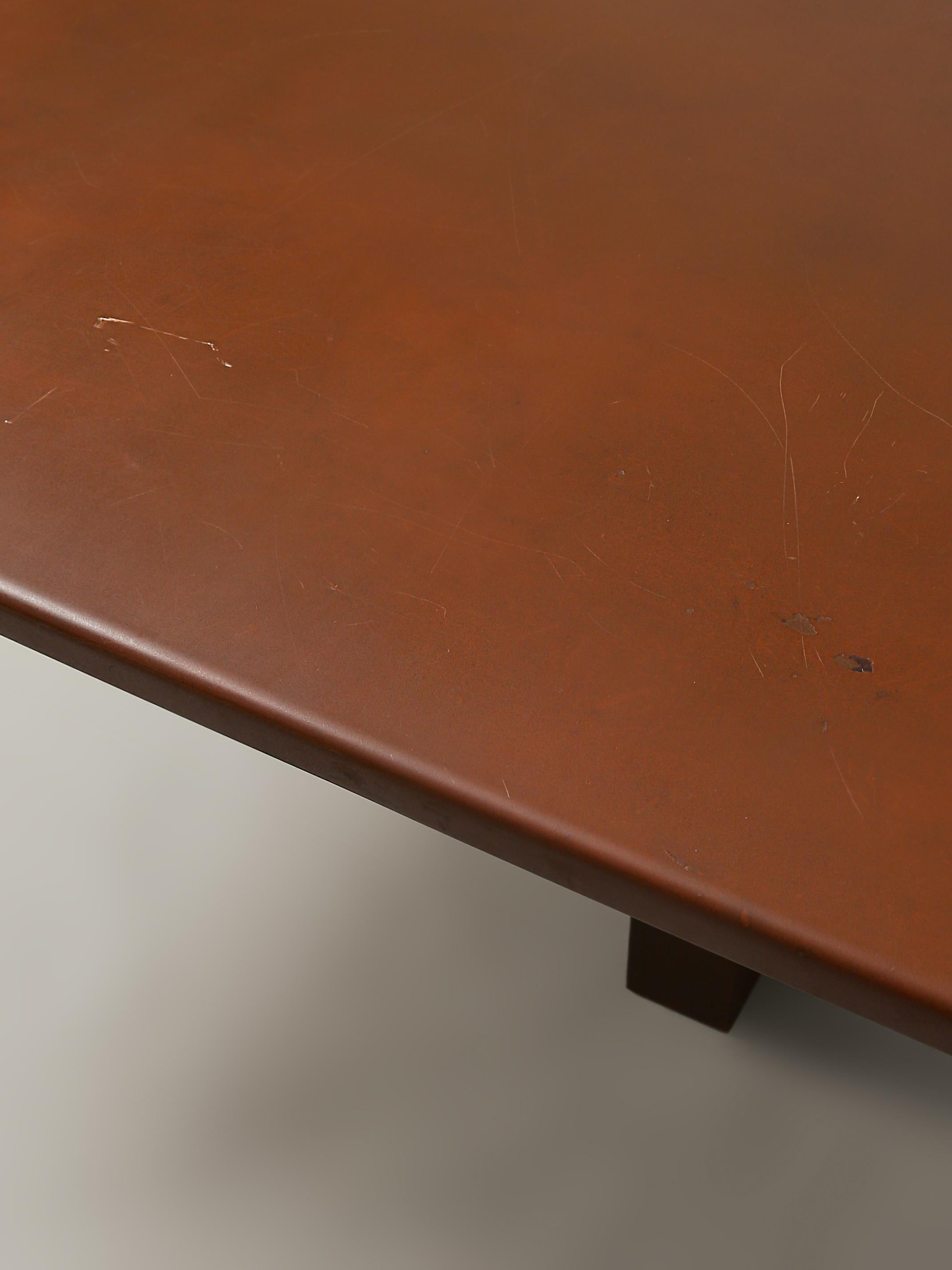 20ième siècle Table carrée en acier revêtu de poudre Jack A. Chandler en vente