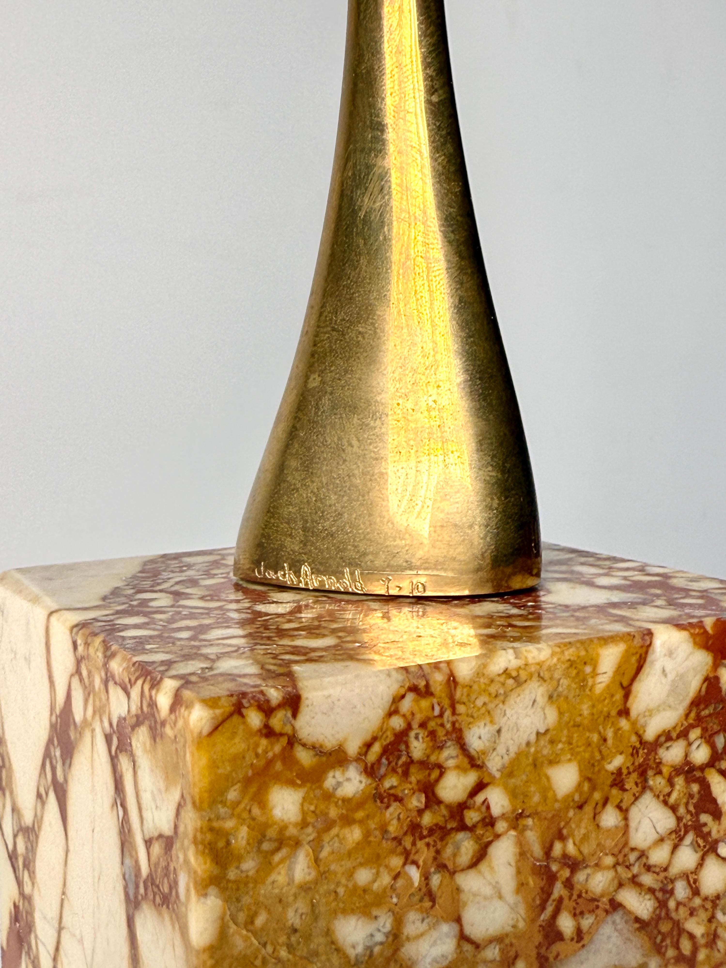 Jack Arnold Escultura modernista abstracta biomórfica de bronce sobre base de mármol Años 70 en venta 4