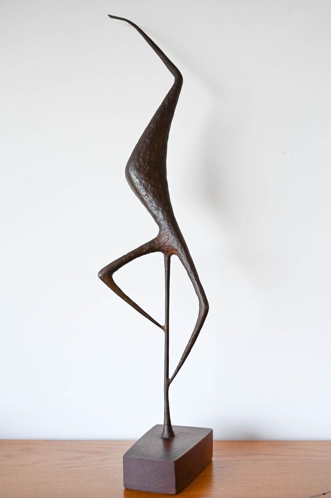 Jack Boyd Modernist Bronze Sculpture, ca. 1965.  Modernist bronze sculpture by California artist Jack Boyd, ca 1965.  9/10 vintage condition.  No losses and great patina.

Measures 6.5