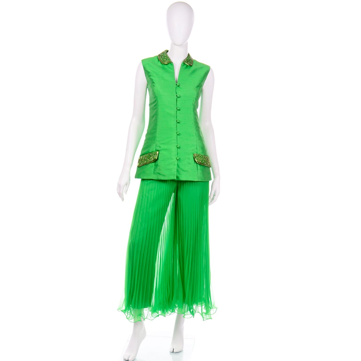 This is a sensational vintage bright green raw silk evening dress alternative outfit designed by Dupuis for Jack Bryan. This great evening ensemble includes a beaded sleeveless jacket and a pair of  wide leg pleated palazzo pants. Both pieces can be