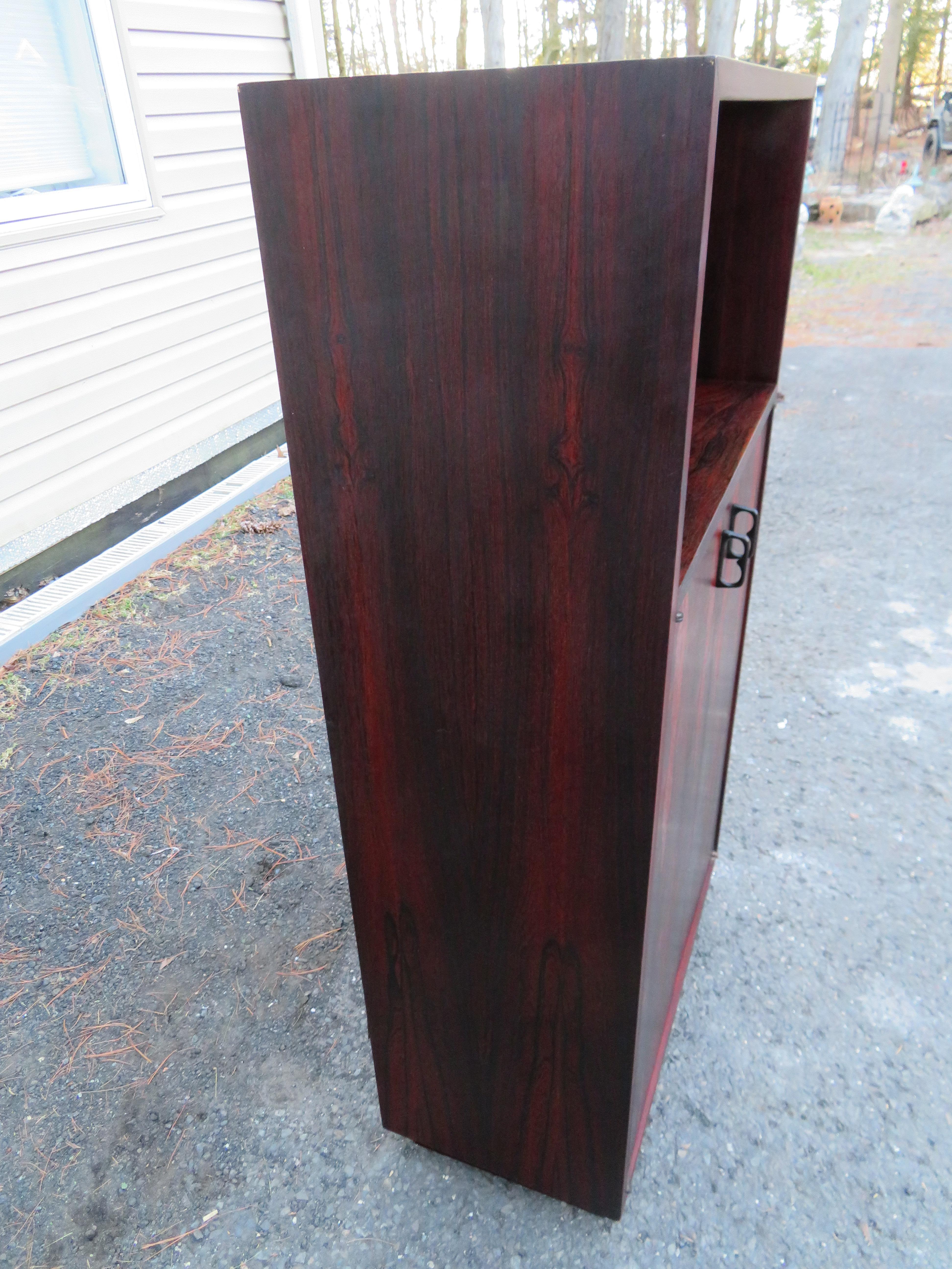 American Jack Cartwright for Founders Brazilian Rosewood Bar Cabinet Mid-Century Modern For Sale
