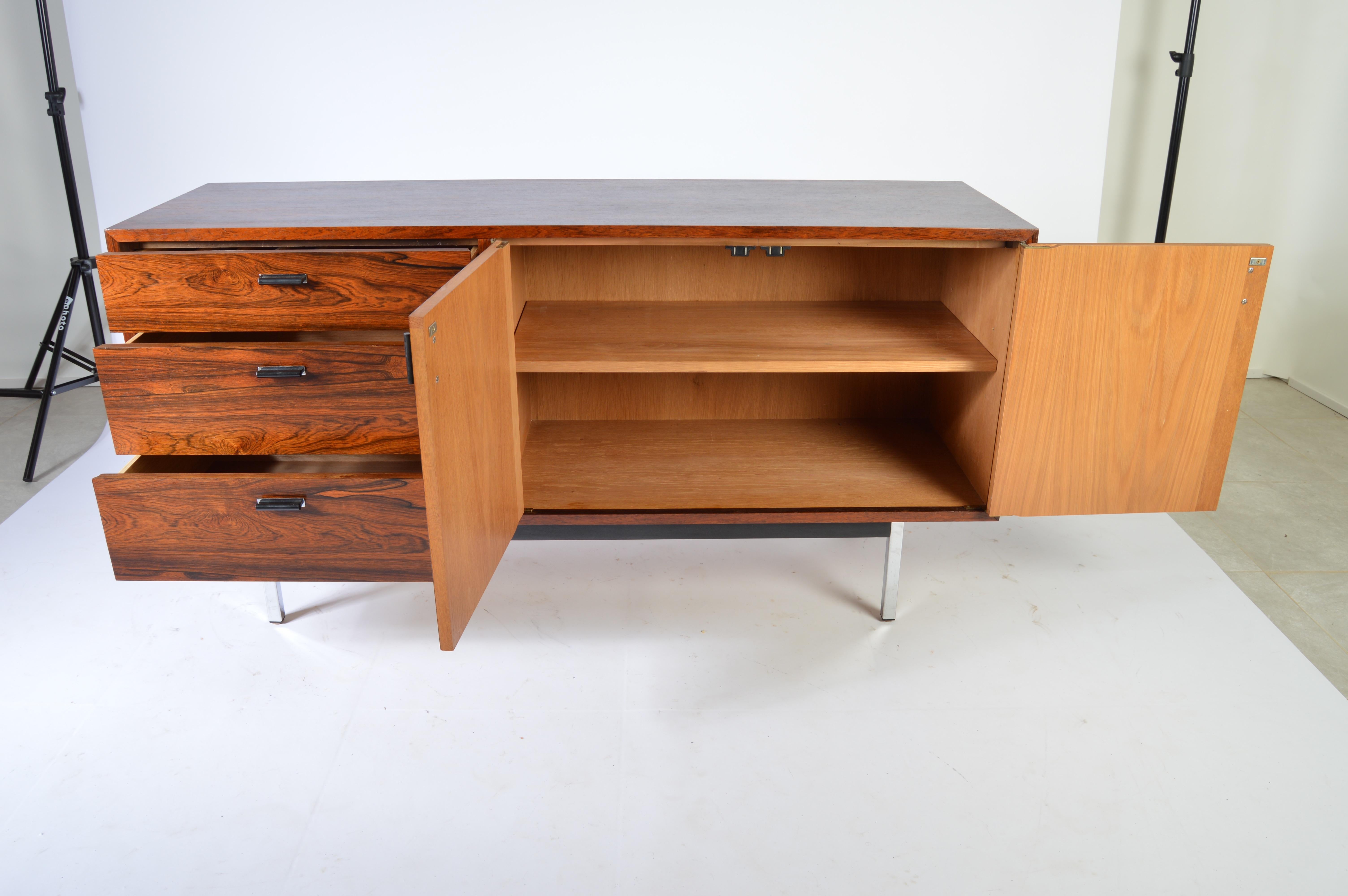 Jack Cartwright for Founders Brazilian Rosewood Credenza-5' In Excellent Condition In Southampton, NJ