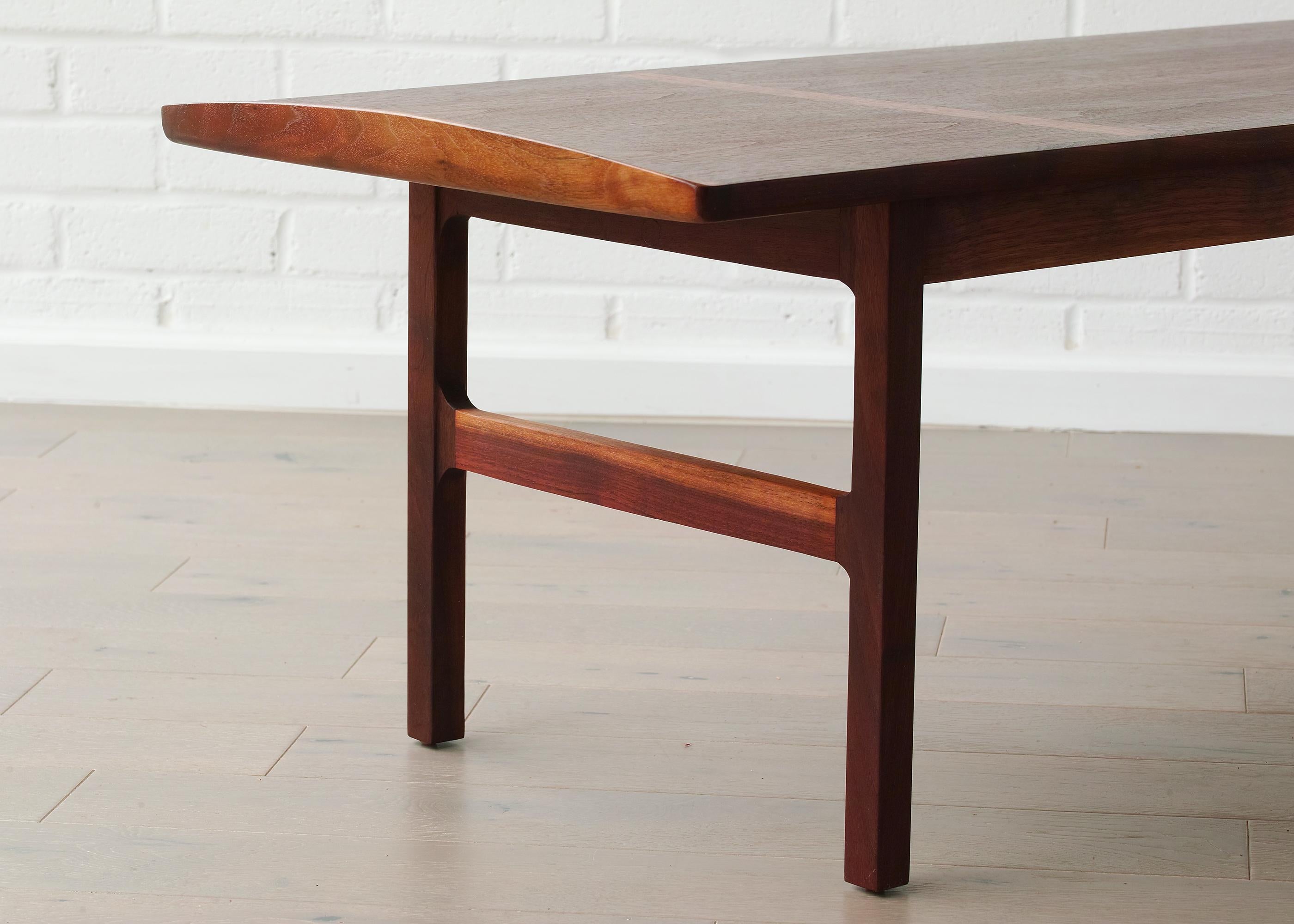 Milieu du XXe siècle Jack Cartwright for Founders Coffee Table en vente