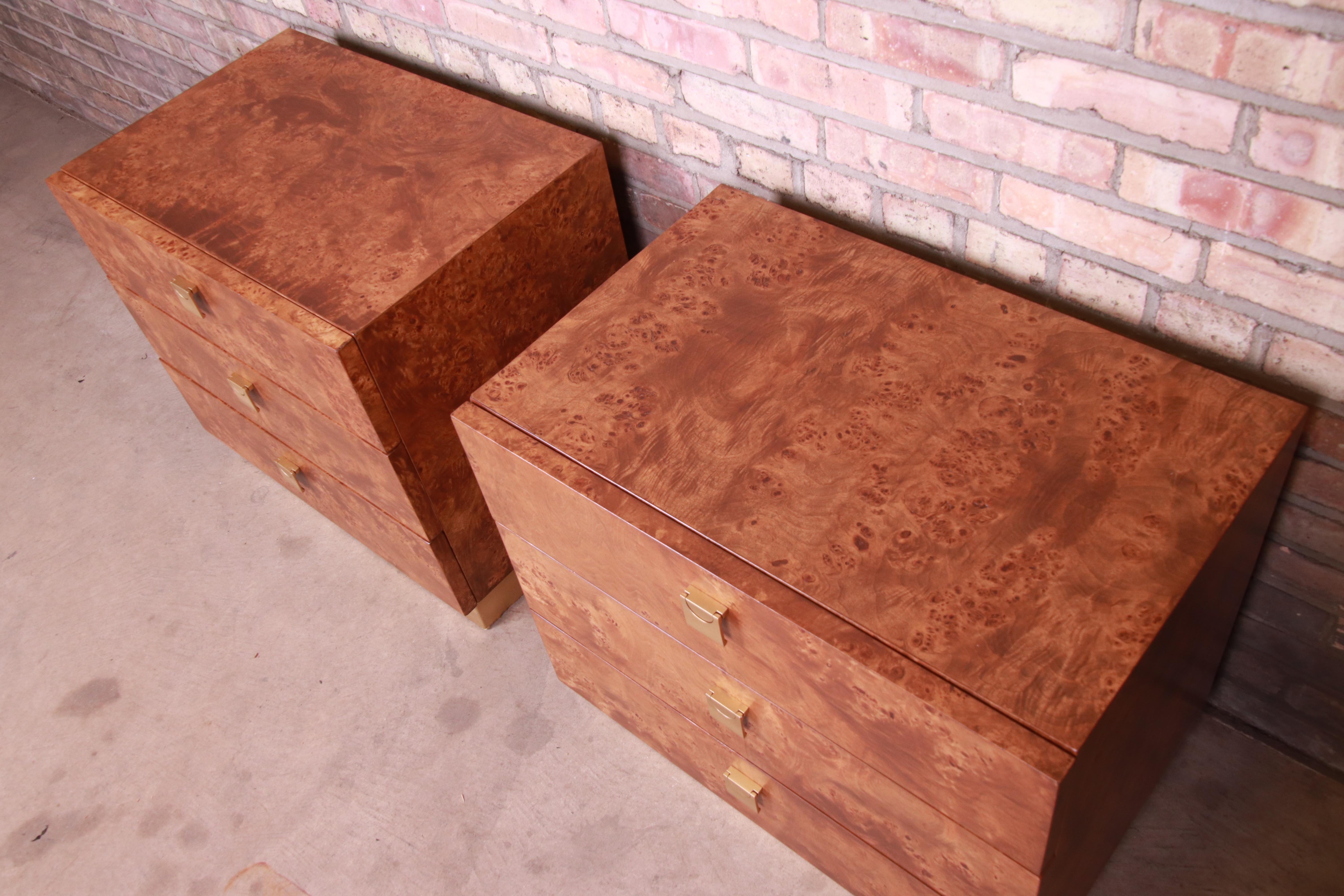 Jack Cartwright for Founders Midcentury Burl Wood Bedside Chests, Restored 2