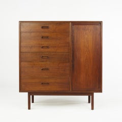 Jack Cartwright for Founders Mid Century Gentlemans Chest