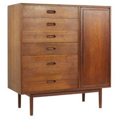 Jack Cartwright for Founders Mid Century Gentlemans Chest