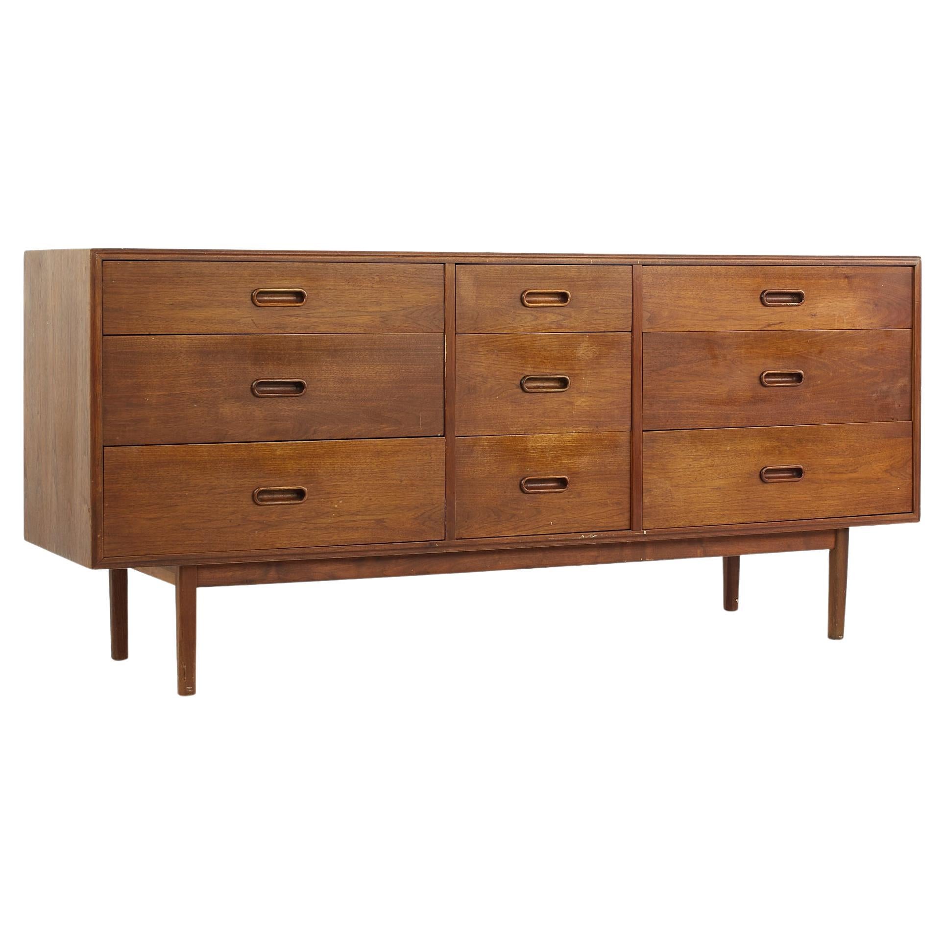 Jack Cartwright for Founders Mid Century Lowboy Dresser