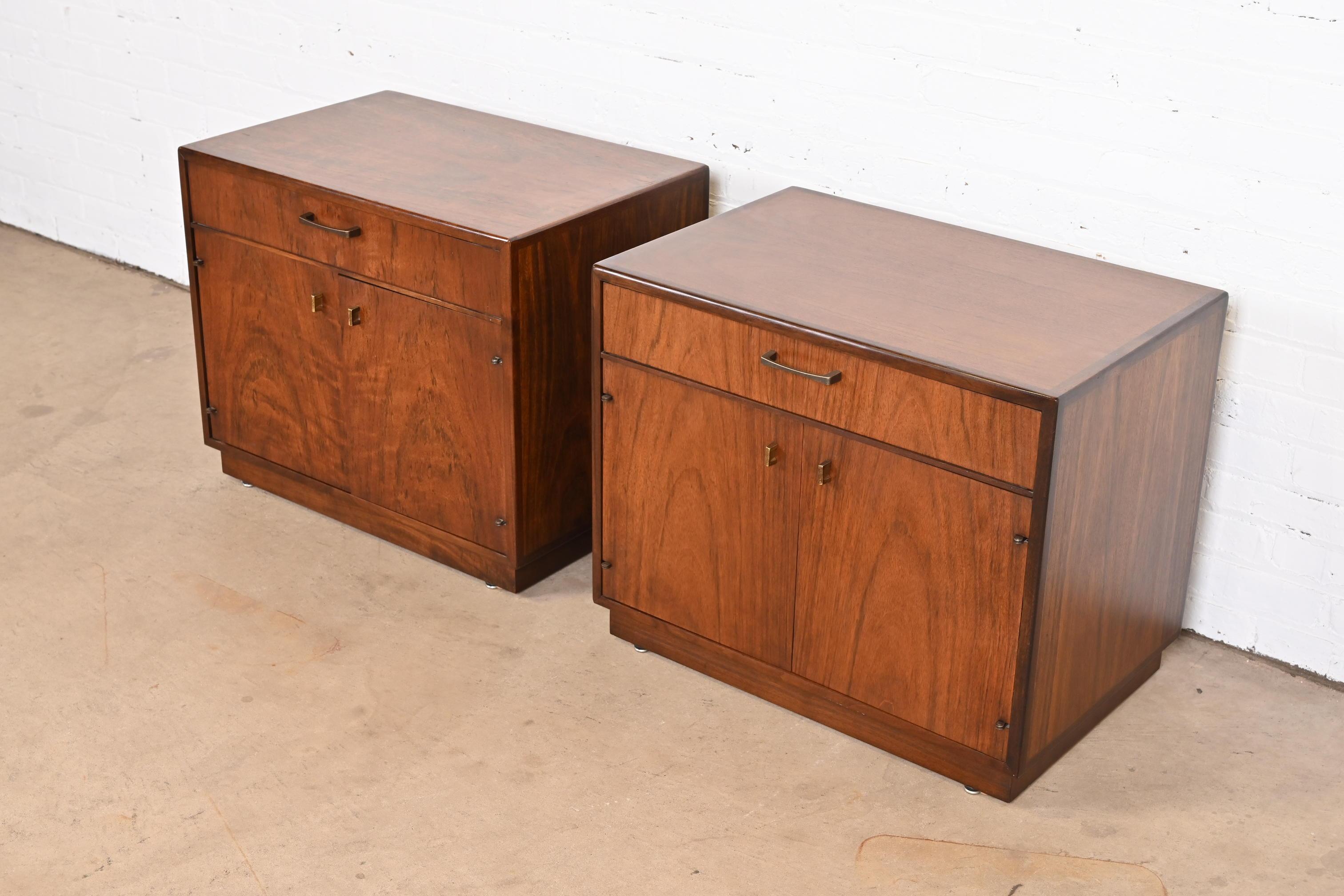 American Jack Cartwright for Founders Mid-Century Modern Walnut Nightstands, Pair