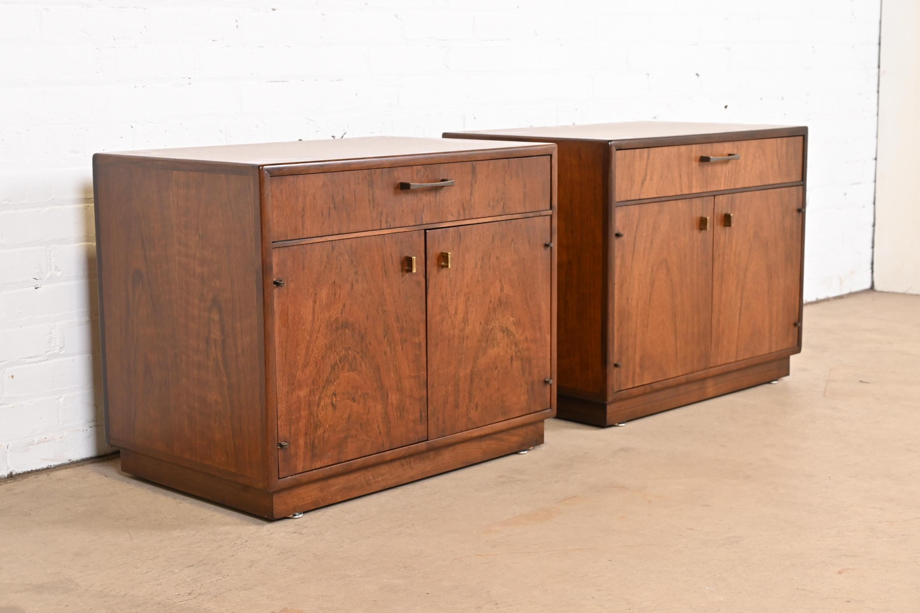 Brass Jack Cartwright for Founders Mid-Century Modern Walnut Nightstands, Pair
