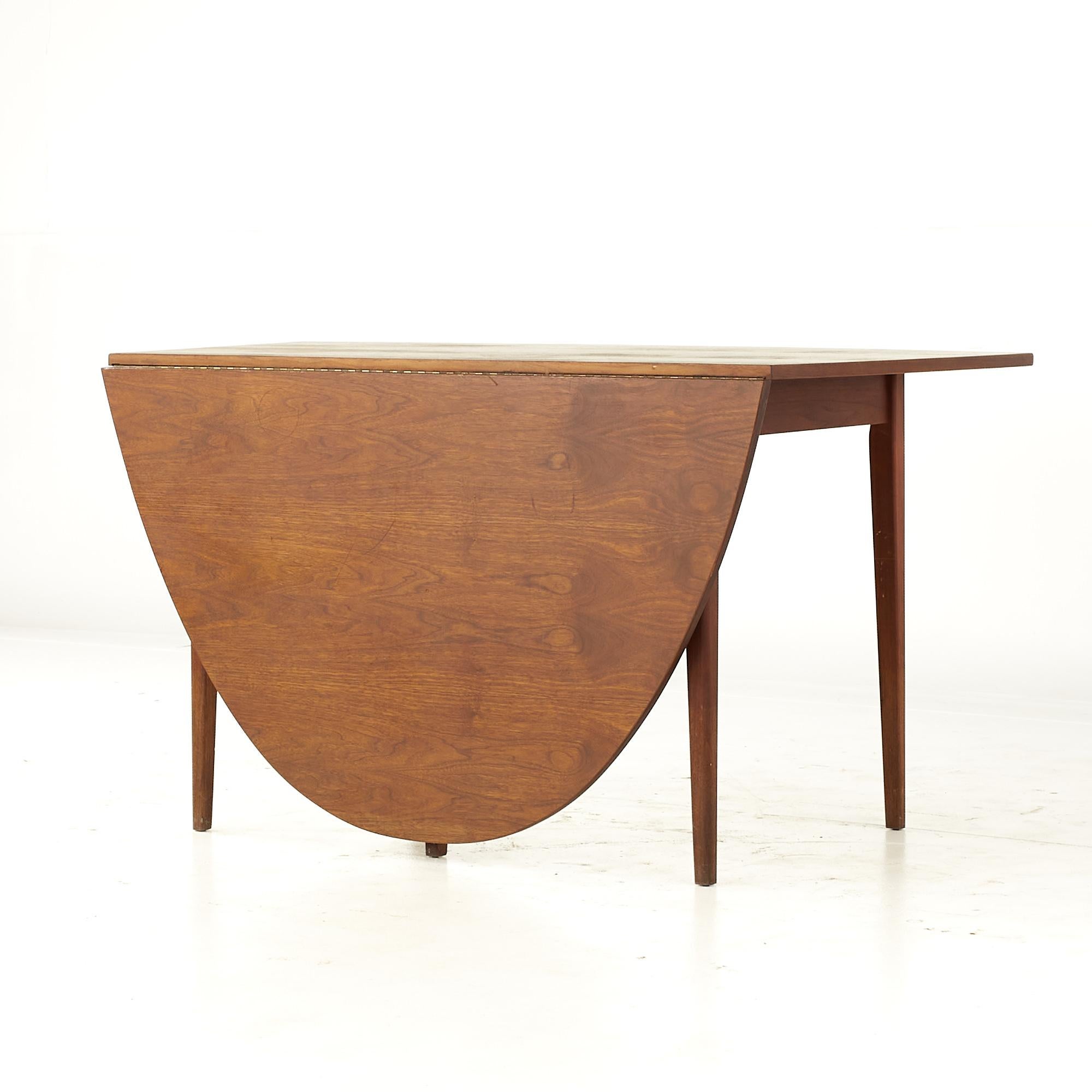 Mid-Century Modern Jack Cartwright for Founders Mid Century Walnut Drop Leaf Dining Table For Sale