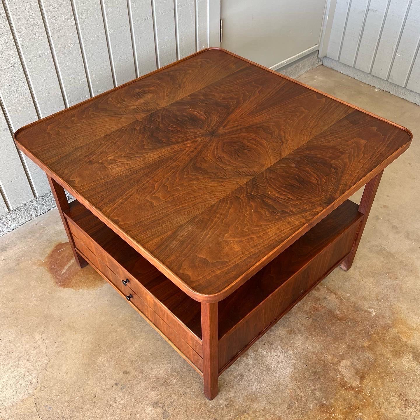 Jack Cartwright for Founders side, end or coffee table In Good Condition For Sale In Phoenix, AZ