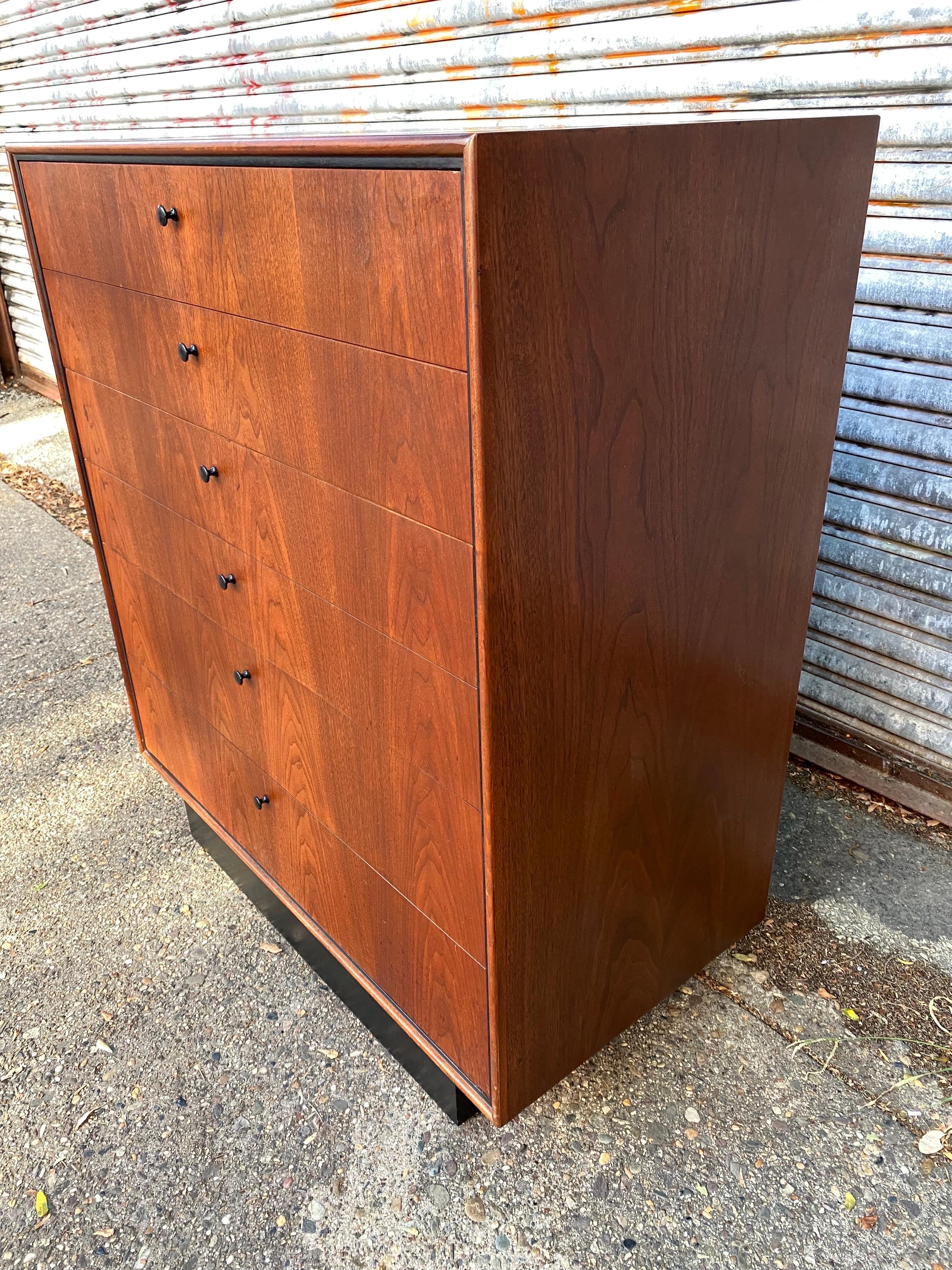 Jack Cartwright for Founders Tall Dresser, 2 Available In Good Condition For Sale In Philadelphia, PA