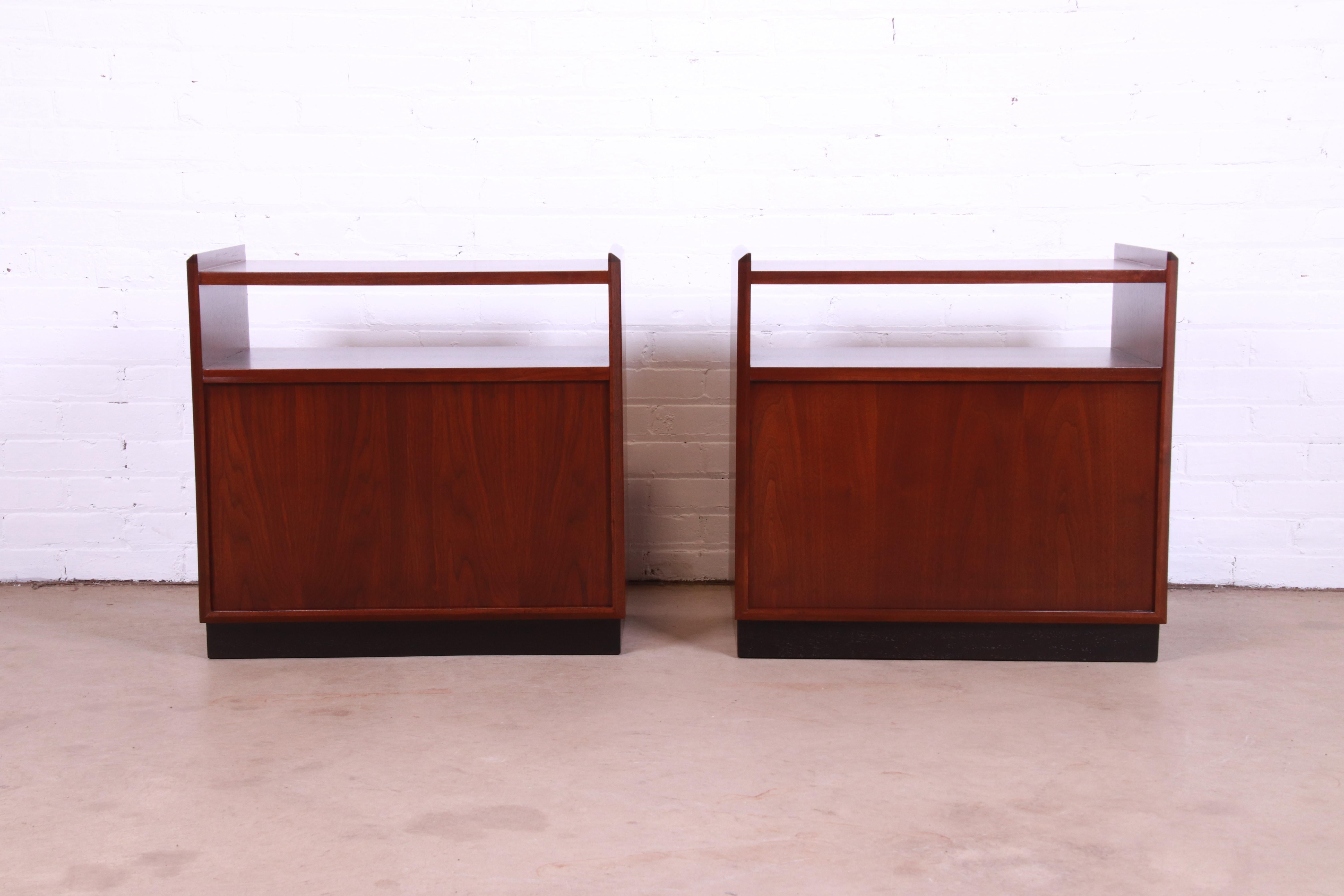 Jack Cartwright for Founders Walnut and Cane Nightstands, Newly Refinished For Sale 5
