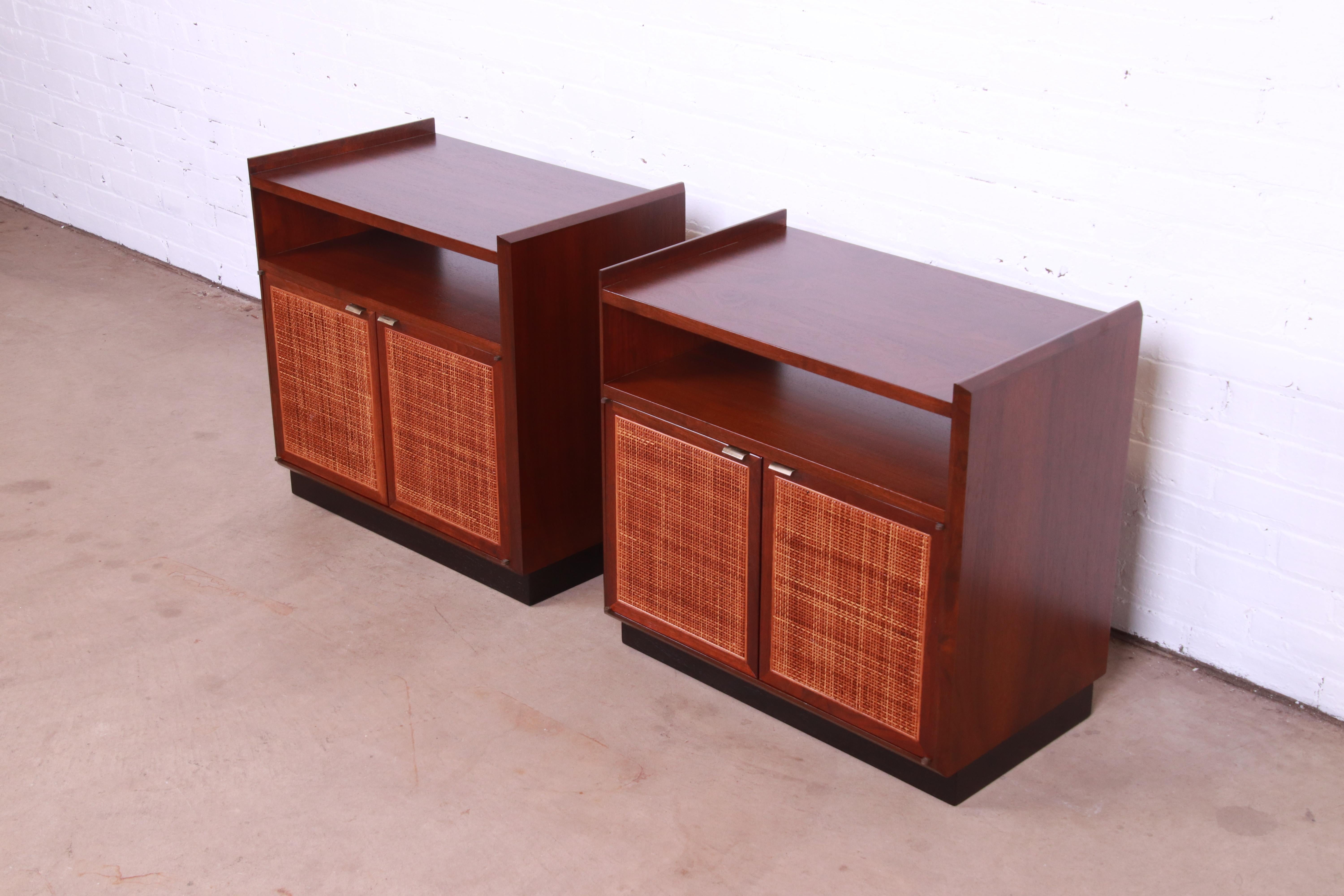 Mid-Century Modern Jack Cartwright for Founders Walnut and Cane Nightstands, Newly Refinished For Sale