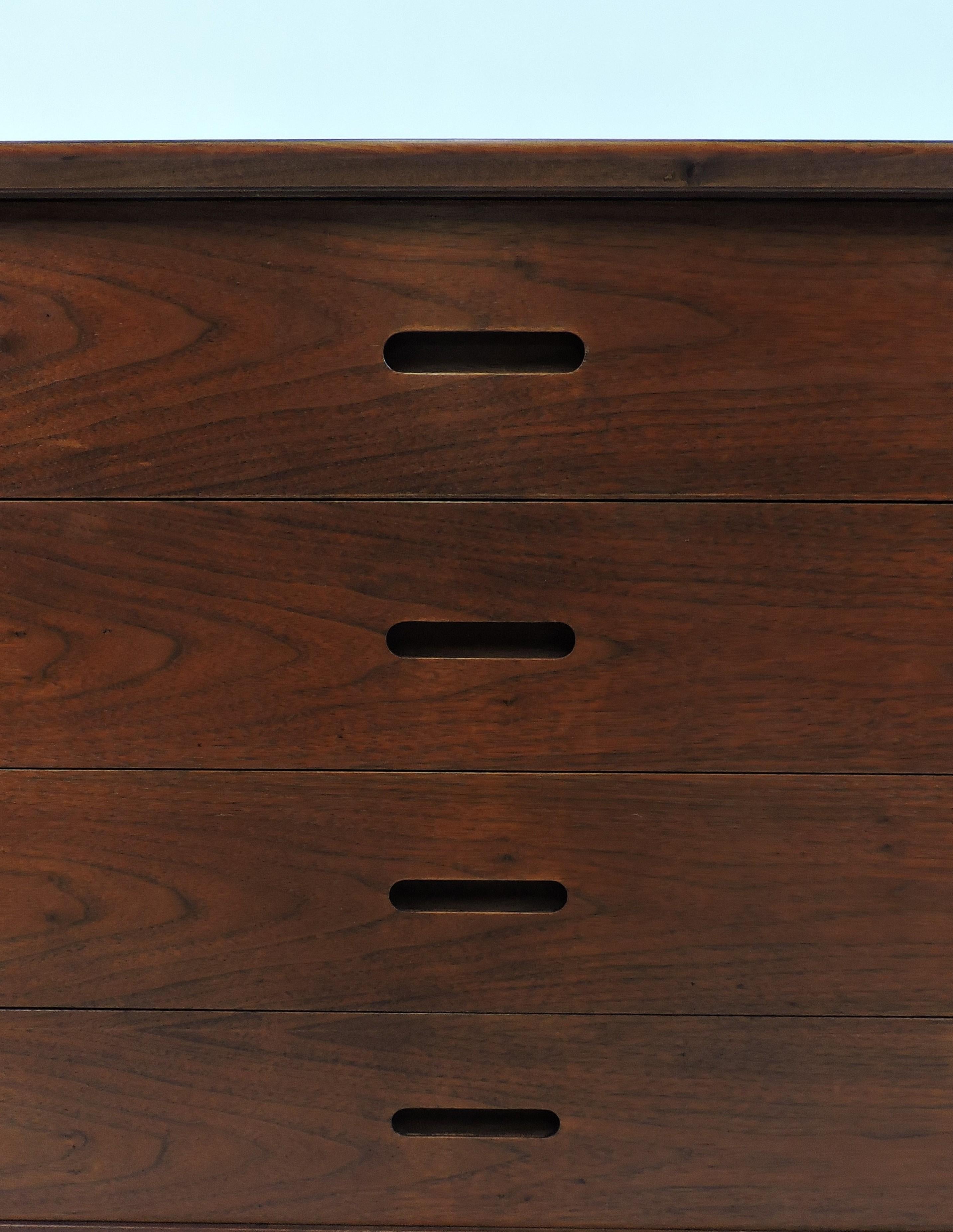 Mid-20th Century Jack Cartwright Mid-Century Modern Walnut Chest of Drawers Dresser Danish Style