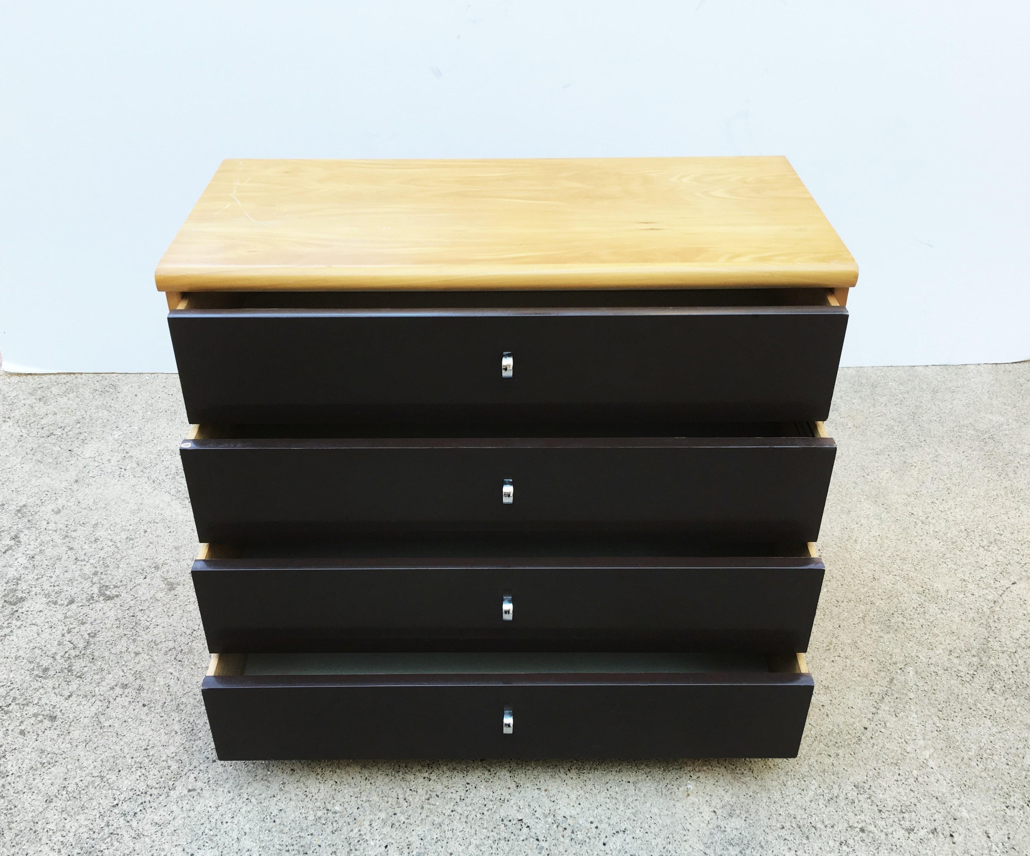 Jack Cartwright Modern Nightstands/Bachelors Chests for Founders Furniture In Good Condition In Dallas, TX