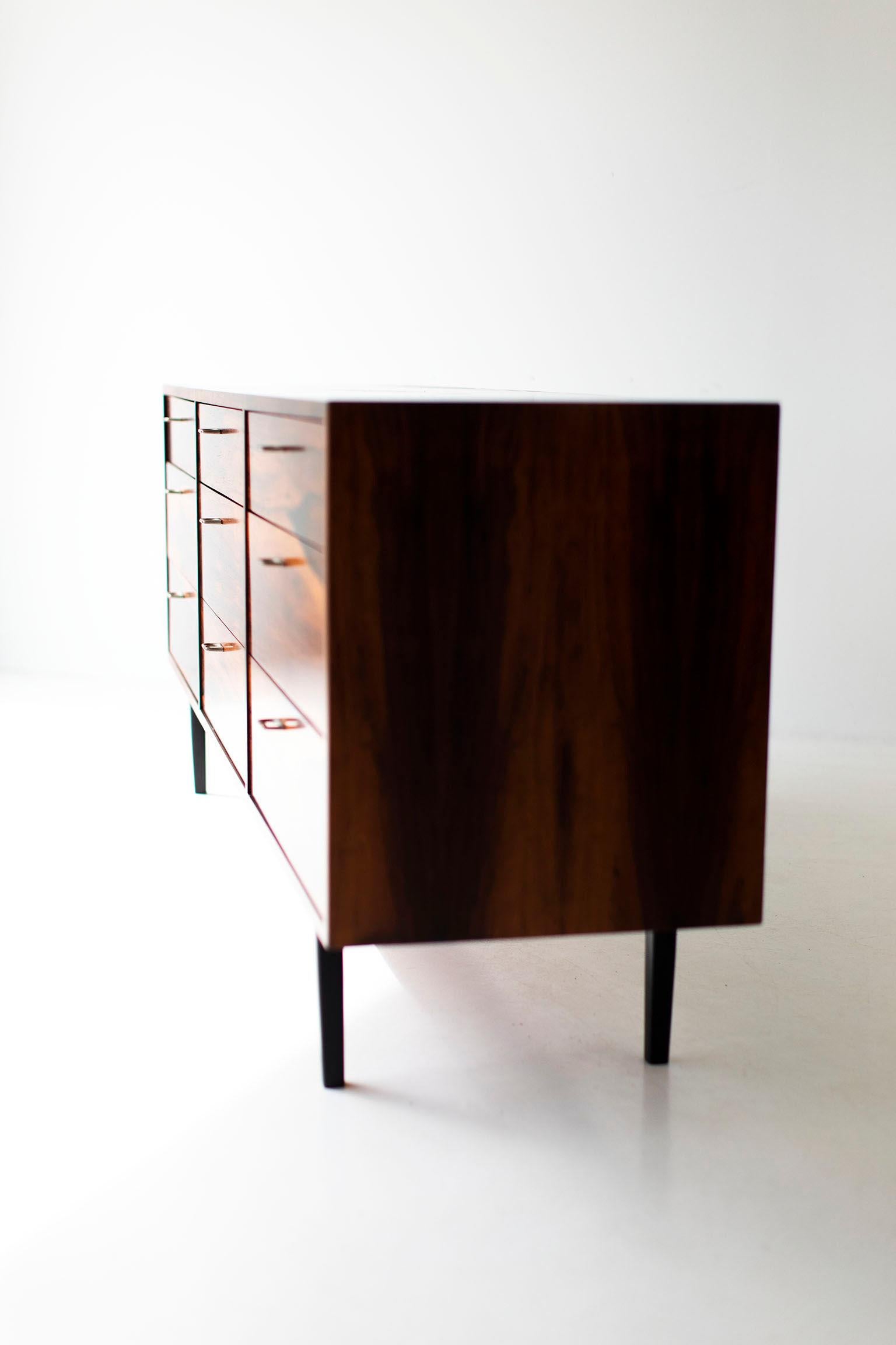 Mid-Century Modern Jack Cartwright Rosewood Credenza / Dresser for Founders