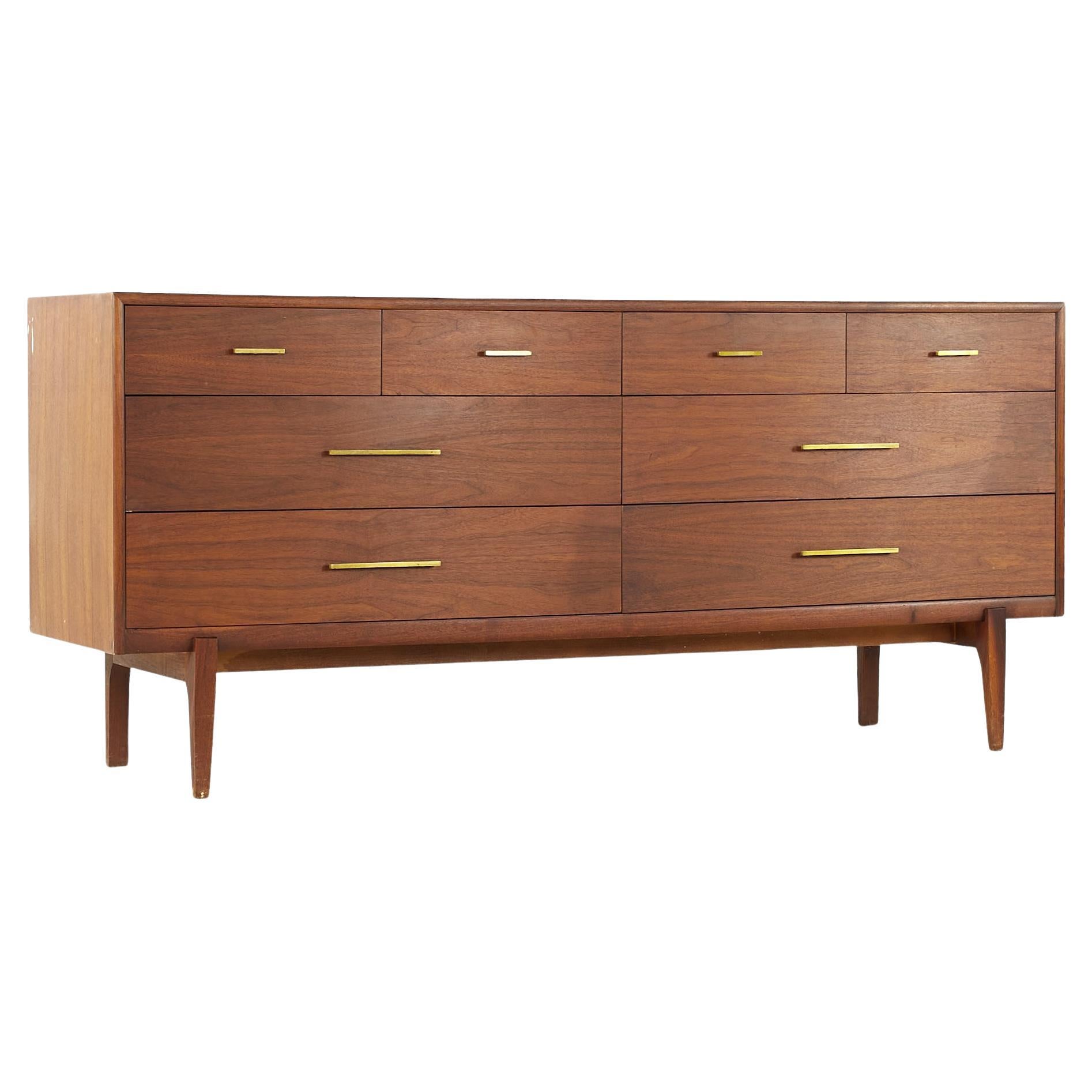 Vintage British Colonial Style Burnt Bamboo and Rattan Lowboy Dresser