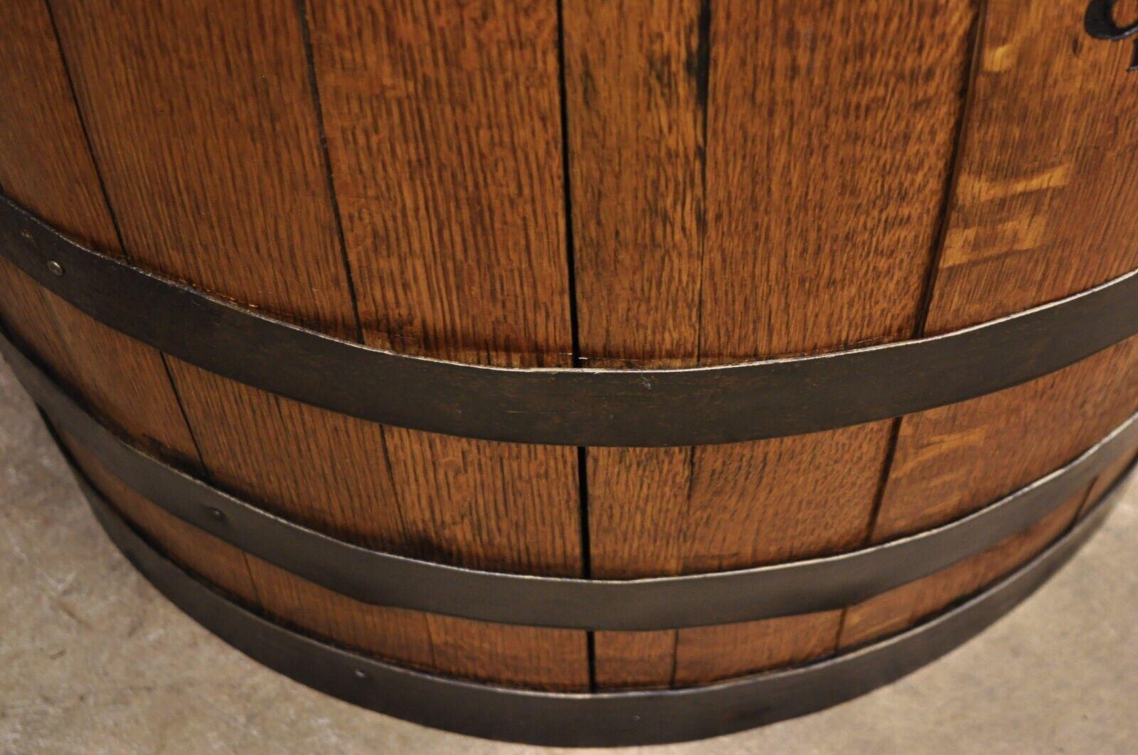 Moderne Jack Daniels Bracelets en métal en bois de chêne gravé en forme de baril de whisky