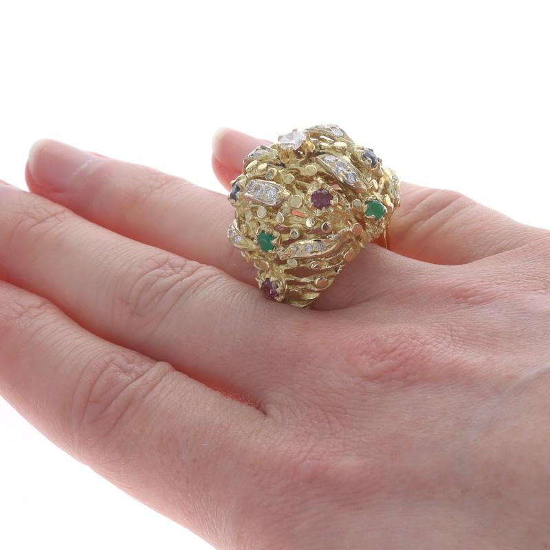 Jack Gutschneider Diamond Emerald Vintage Cluster Cocktail Ring Yellow Gold 18k In Excellent Condition For Sale In Greensboro, NC