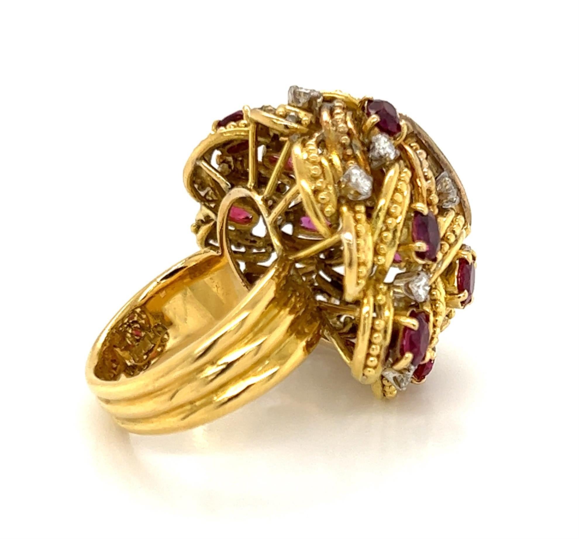 Jack Gutschneider Diamond Ruby 18k Yellow Gold Dome Ring - Size 7 For Sale 2